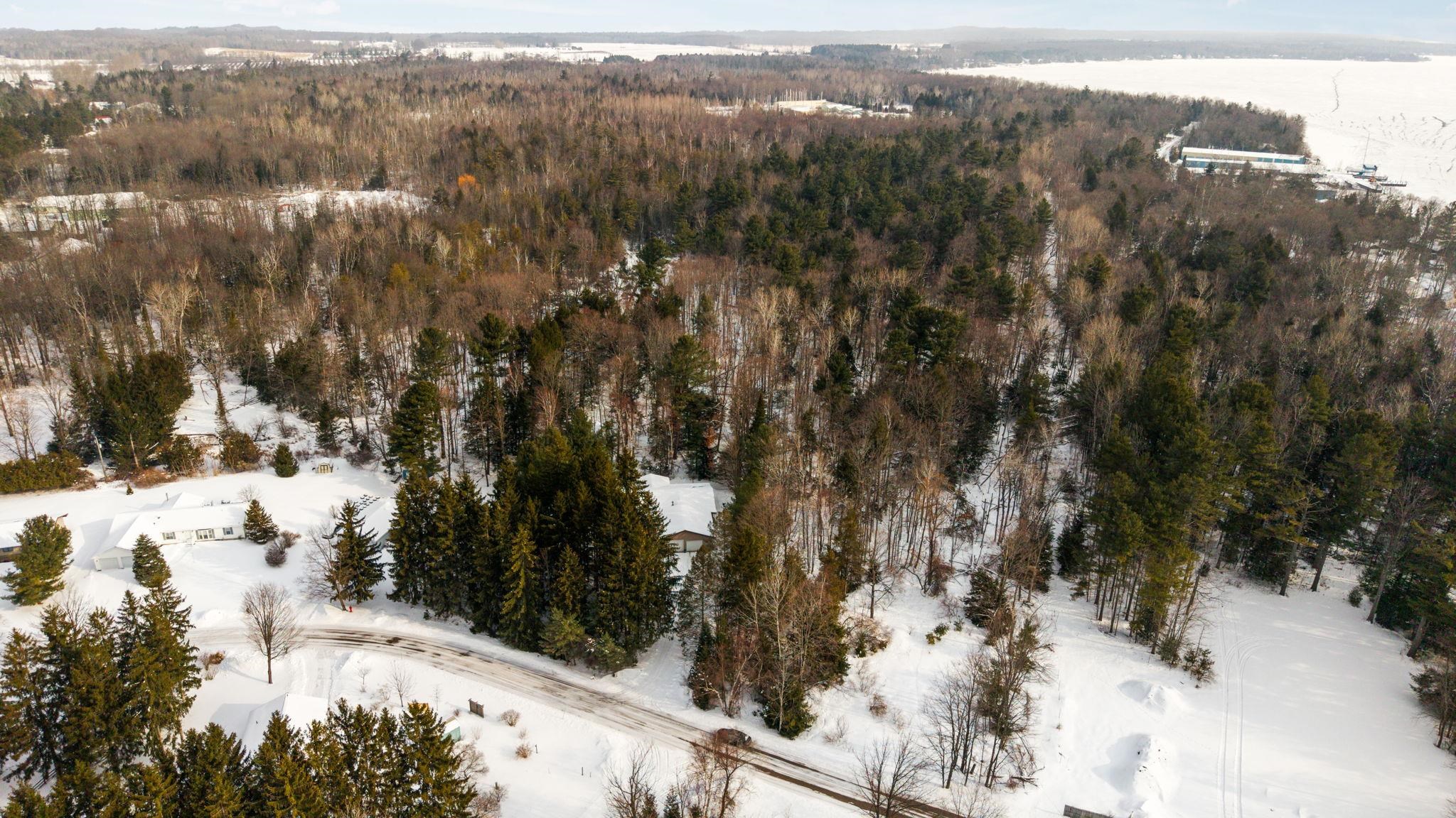 211 E 7th Street, Northport, MI, 49670-9770