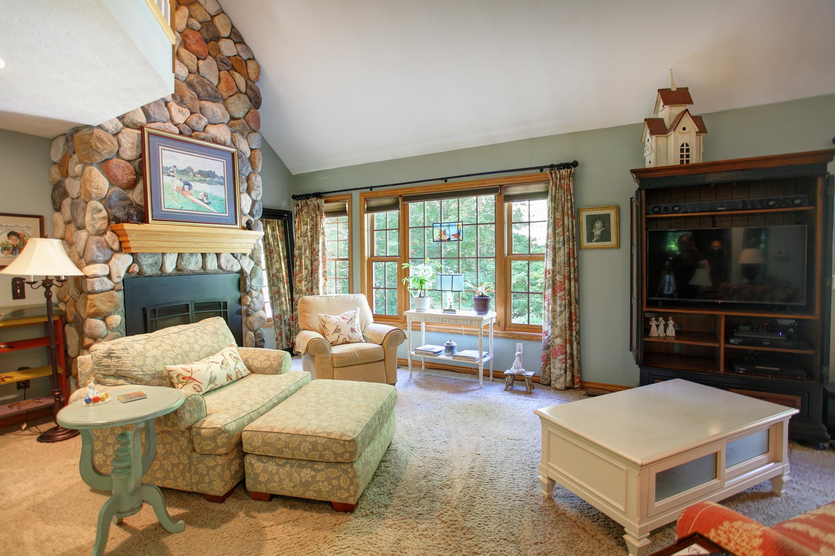 12900 S Woodhaven Lane, Traverse City, MI, 49684