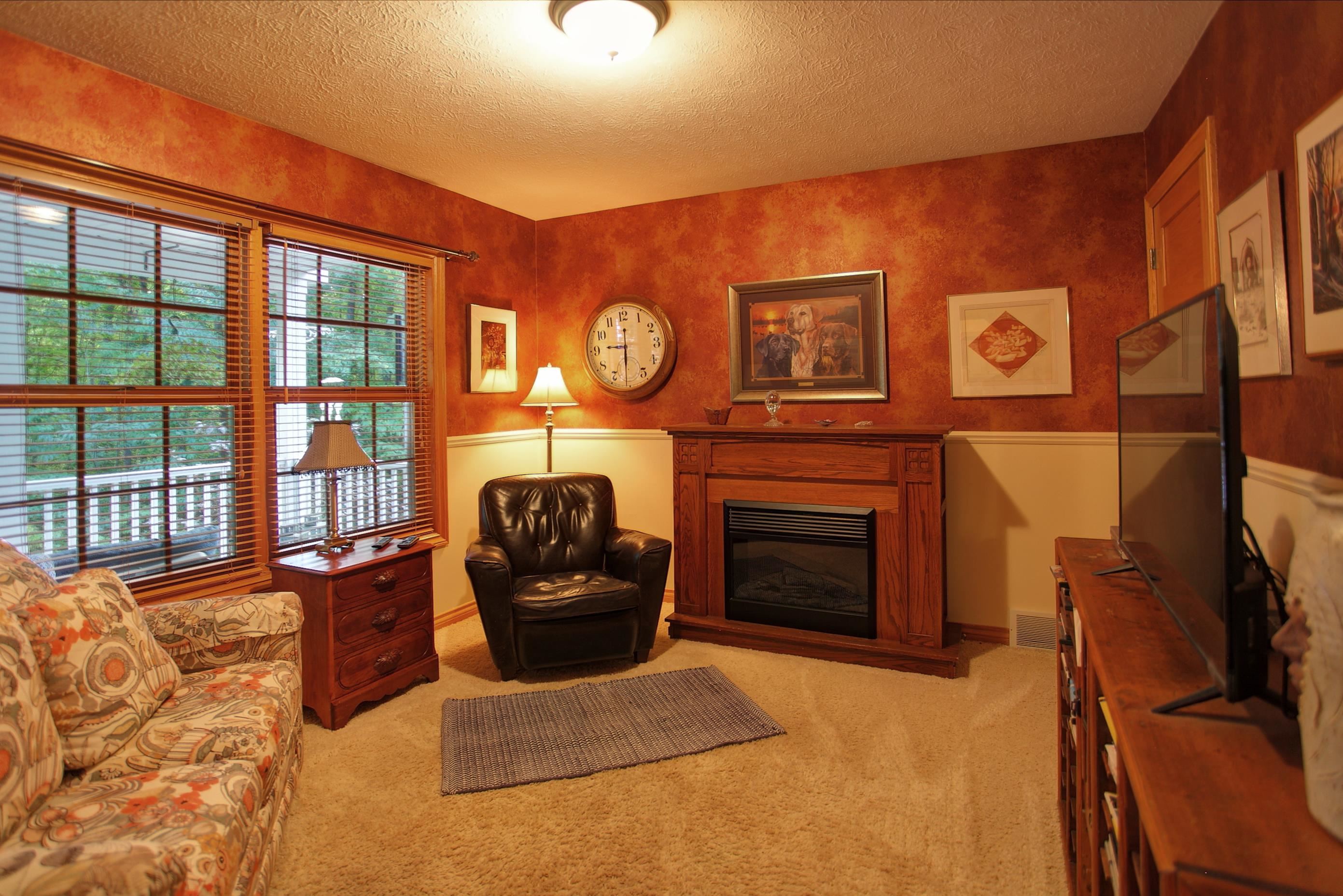 12900 S Woodhaven Lane, Traverse City, MI, 49684