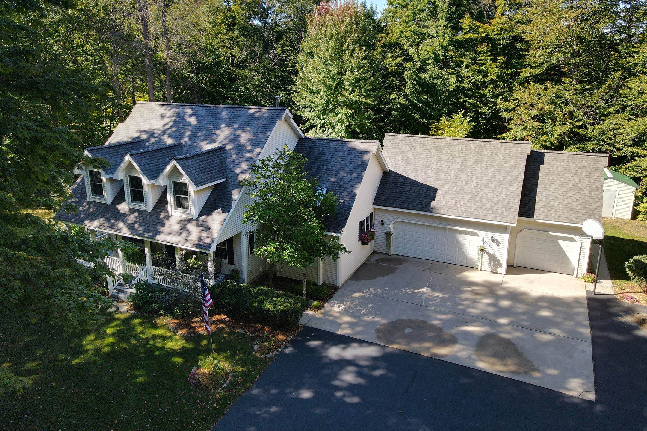 12900 S Woodhaven Lane, Traverse City, MI, 49684