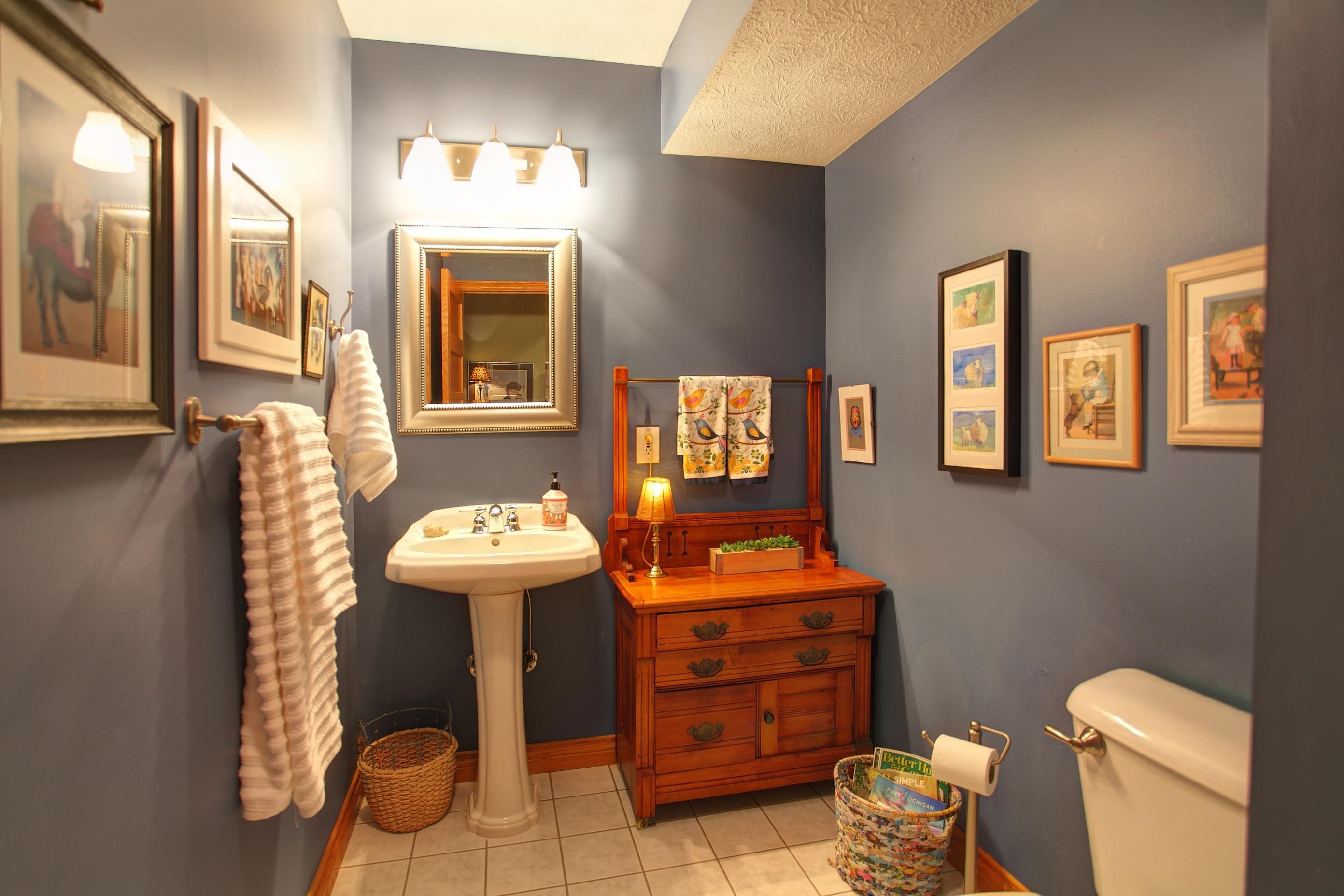 12900 S Woodhaven Lane, Traverse City, MI, 49684