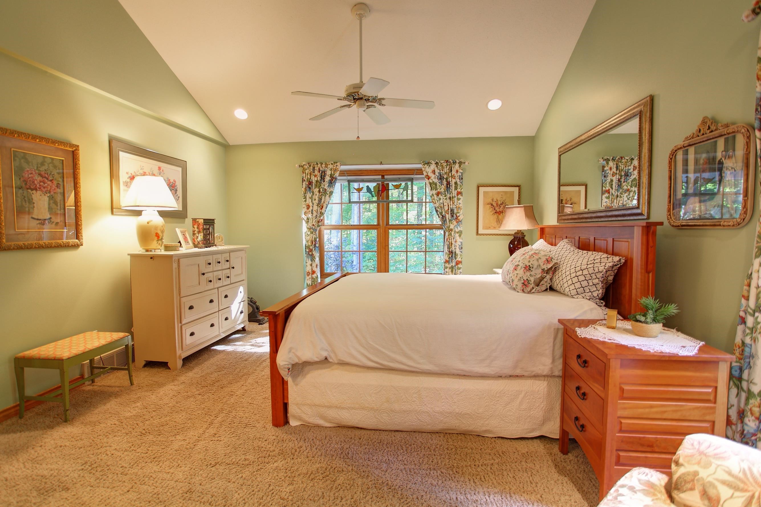 12900 S Woodhaven Lane, Traverse City, MI, 49684