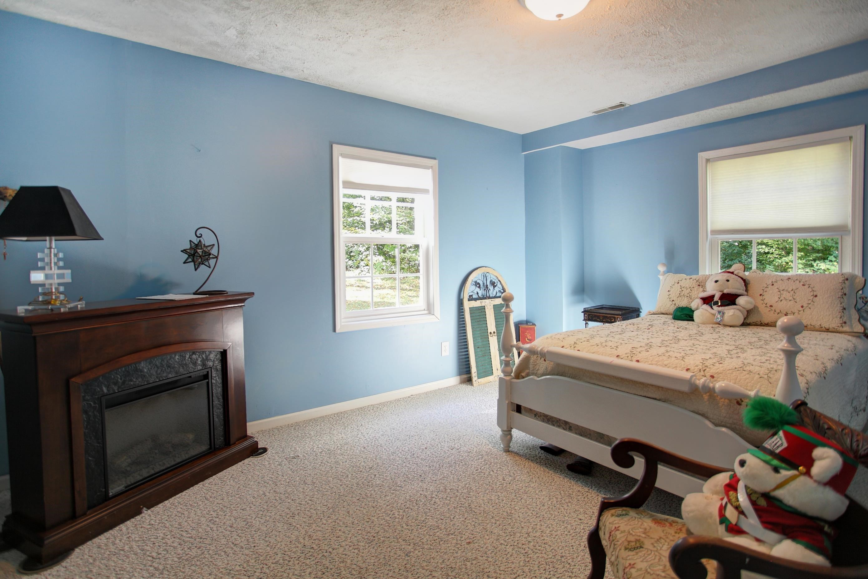 12900 S Woodhaven Lane, Traverse City, MI, 49684