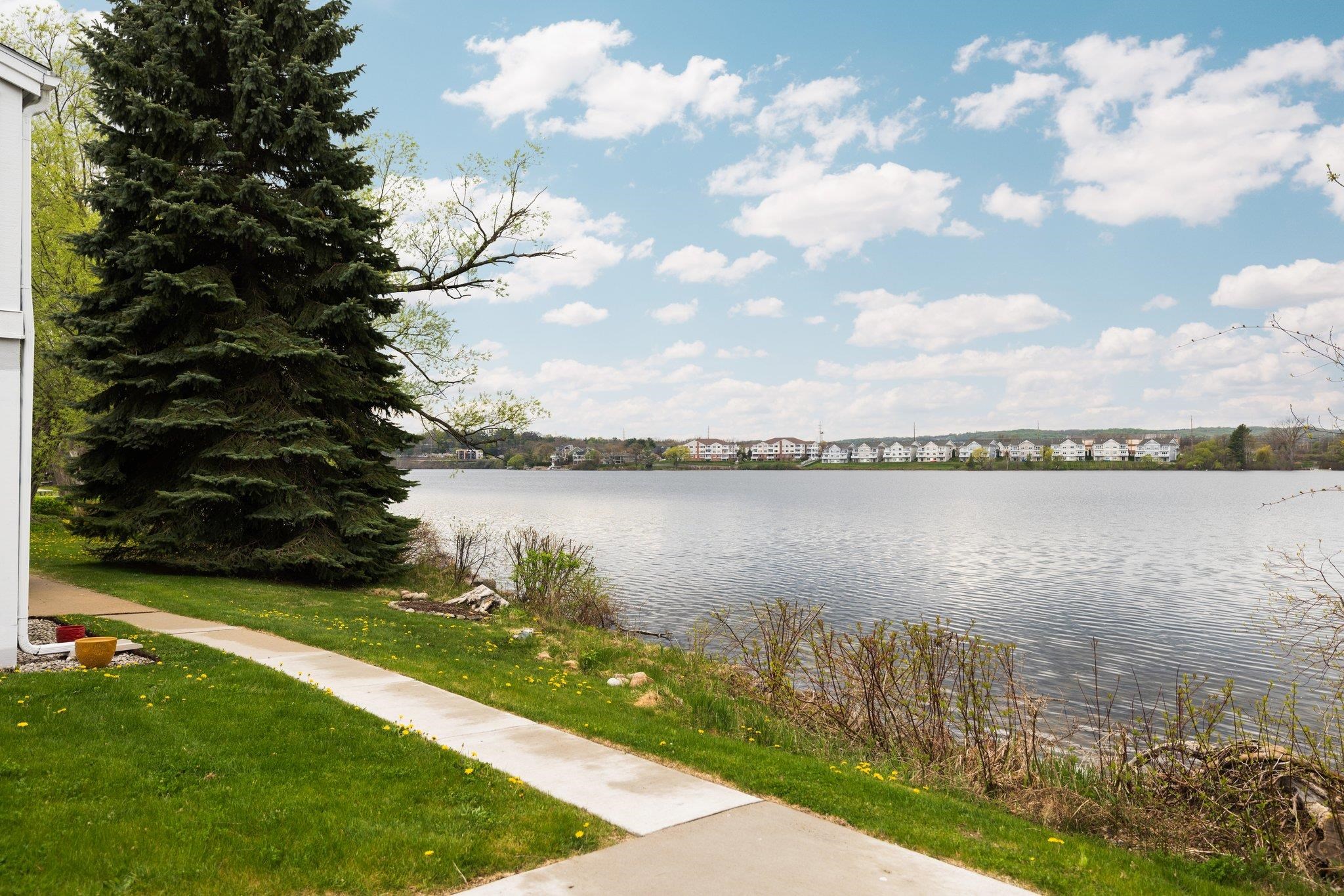 710 Centre Place UNIT&nbsp;26, Traverse City, MI, 49686