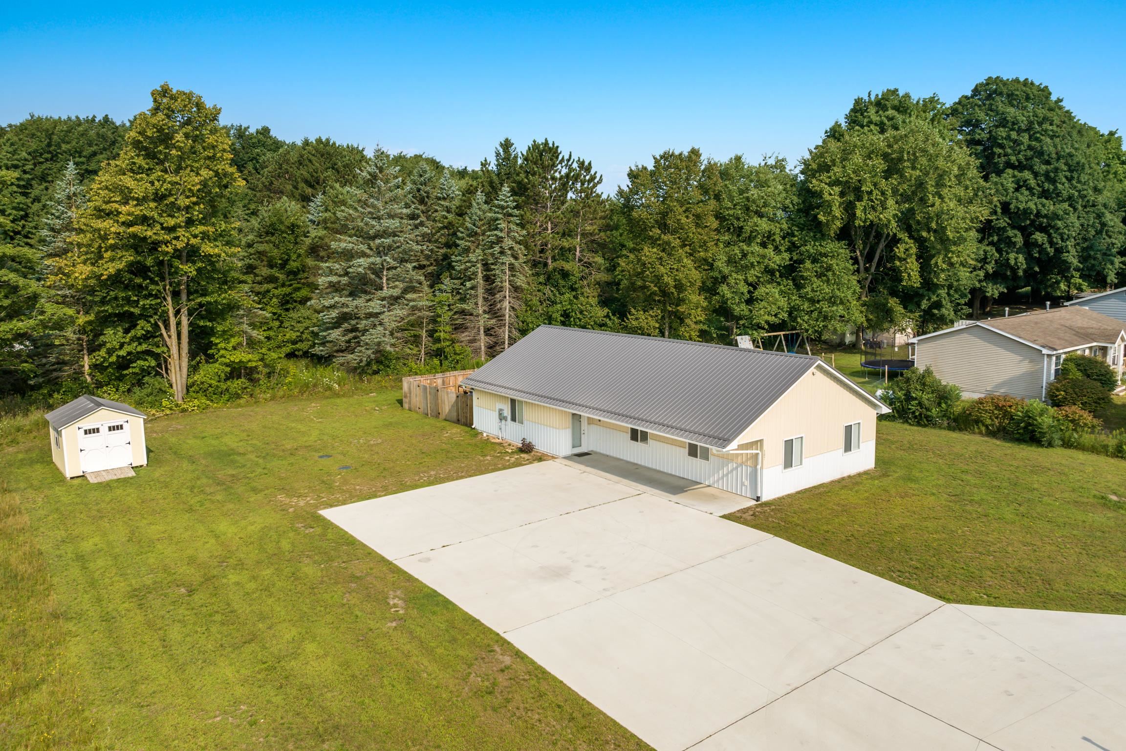 3rd image of 107 Purdy Dr, Buckley, MI 49620 | MLS# 78080065806