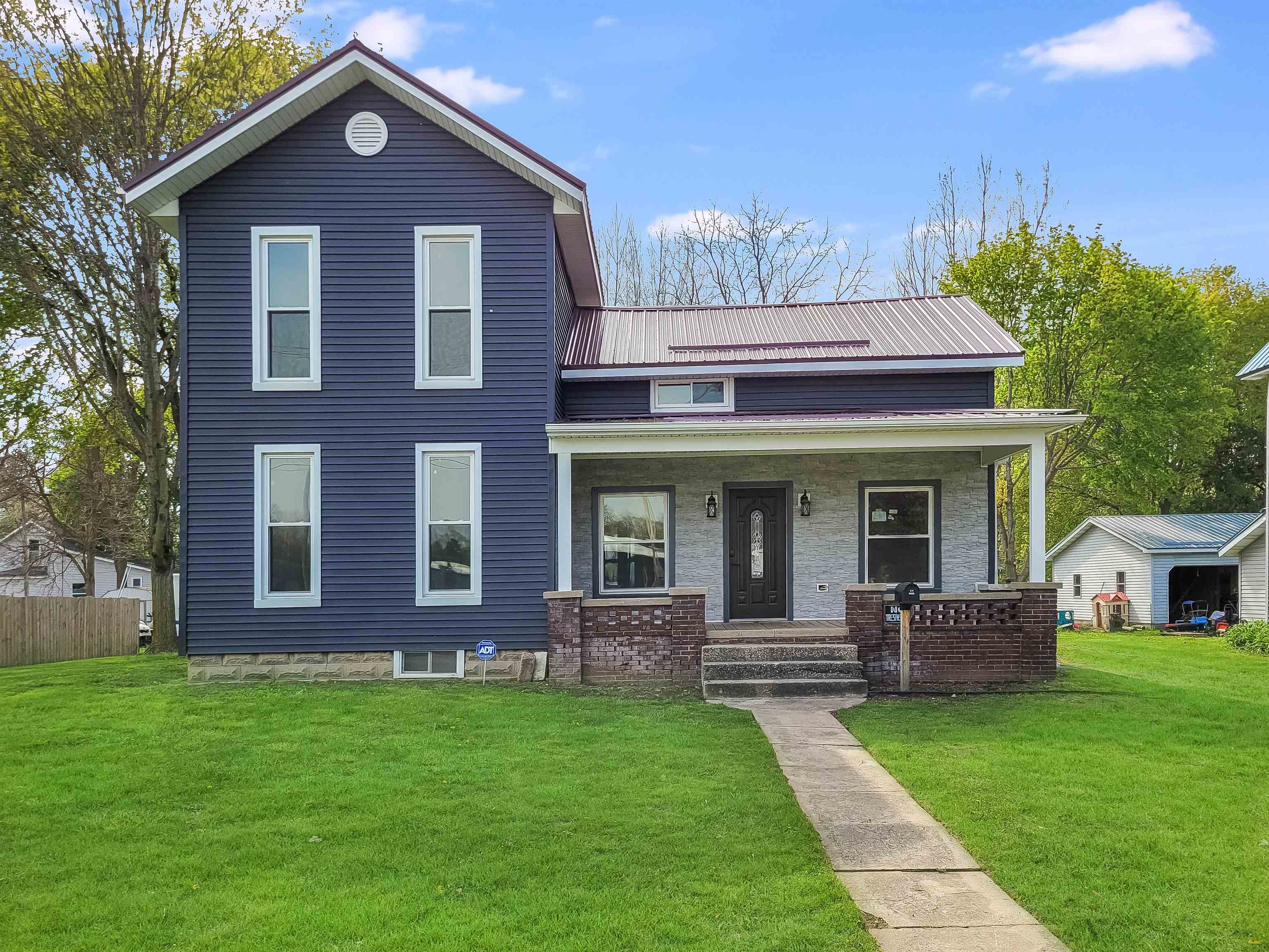 214 S Pine Street, Saint Louis, MI, 48880