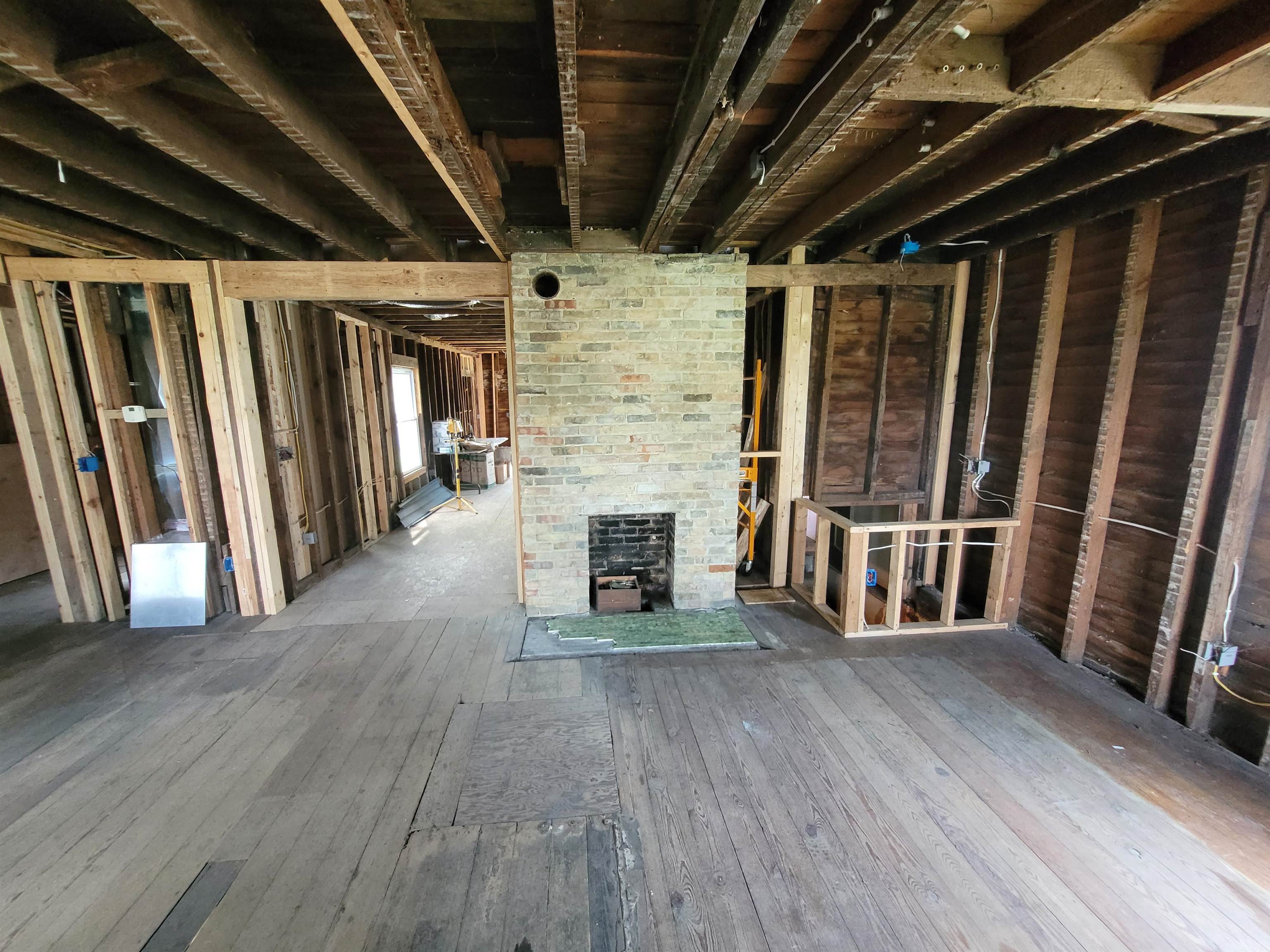 214 S Pine Street, Saint Louis, MI, 48880