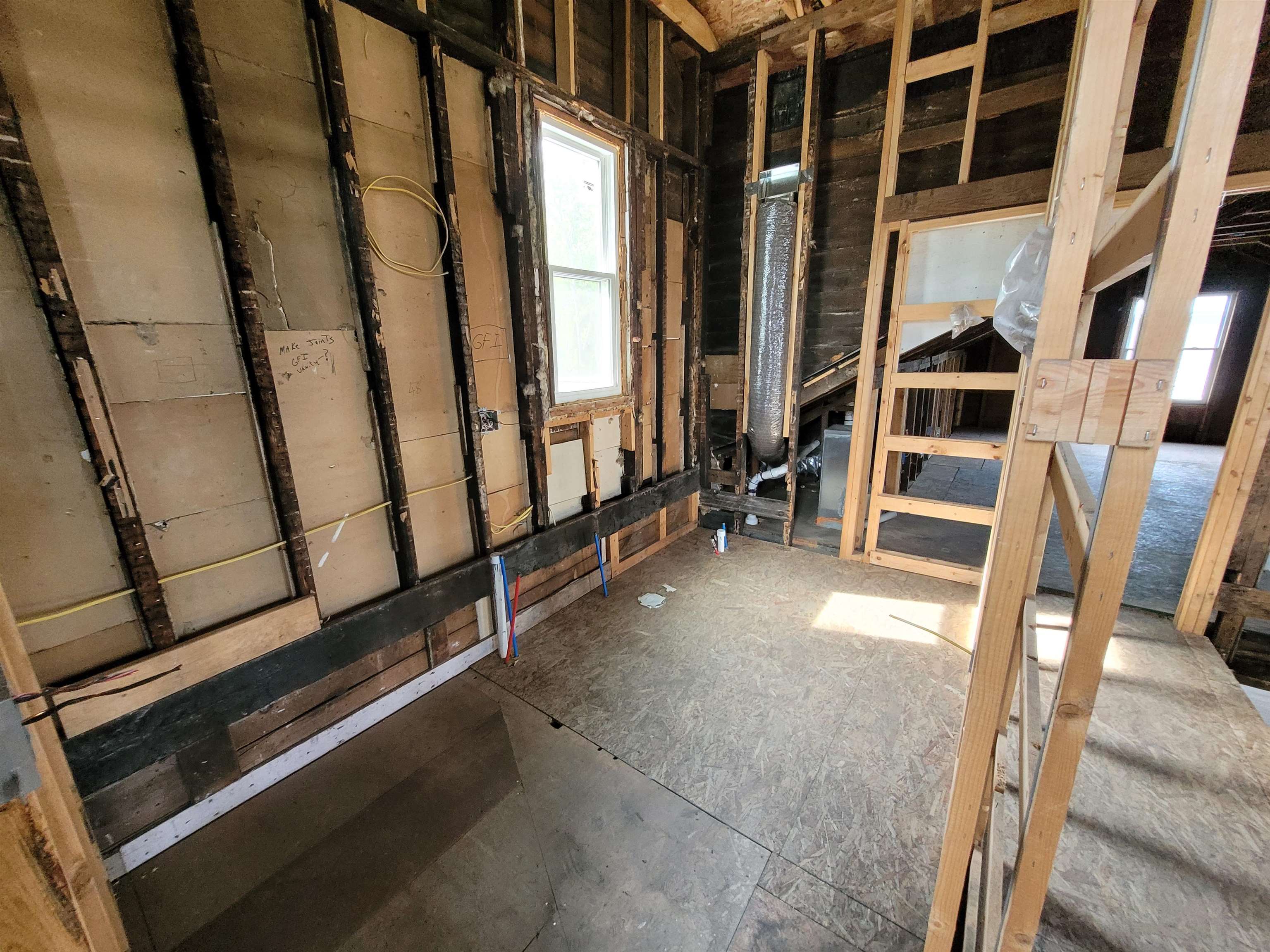 214 S Pine Street, Saint Louis, MI, 48880