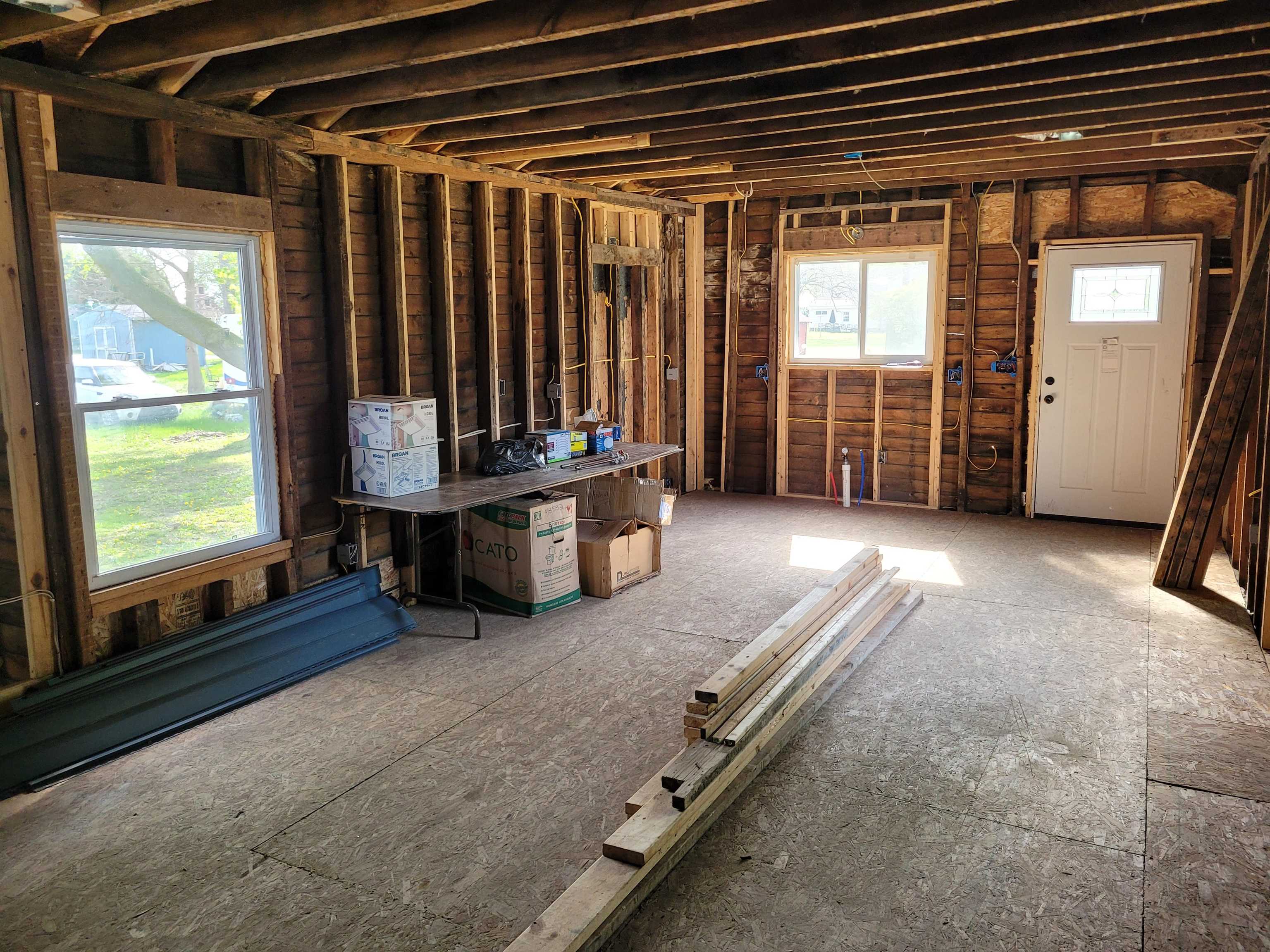 214 S Pine Street, Saint Louis, MI, 48880