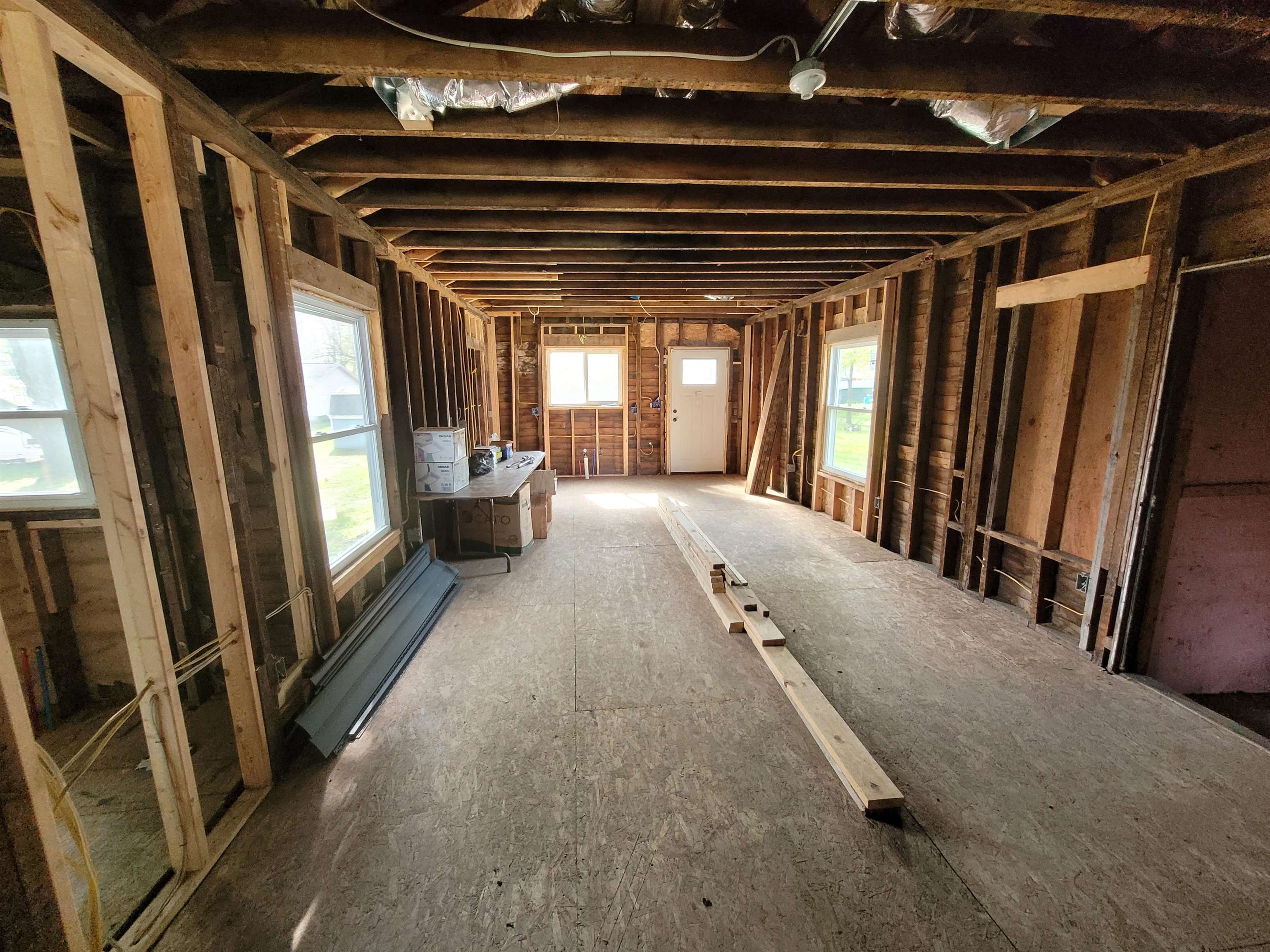 214 S Pine Street, Saint Louis, MI, 48880