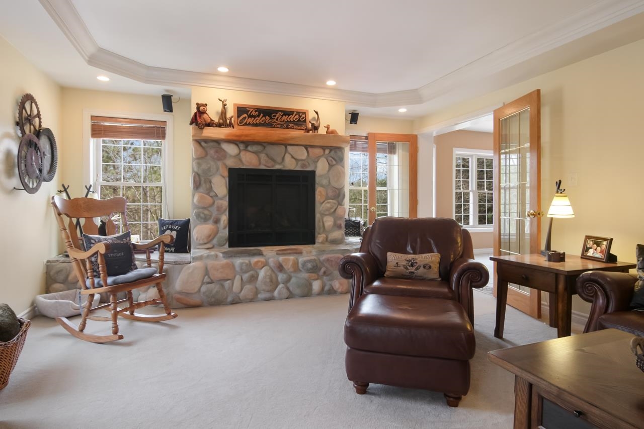3855 Pulver Woods Drive photo 16