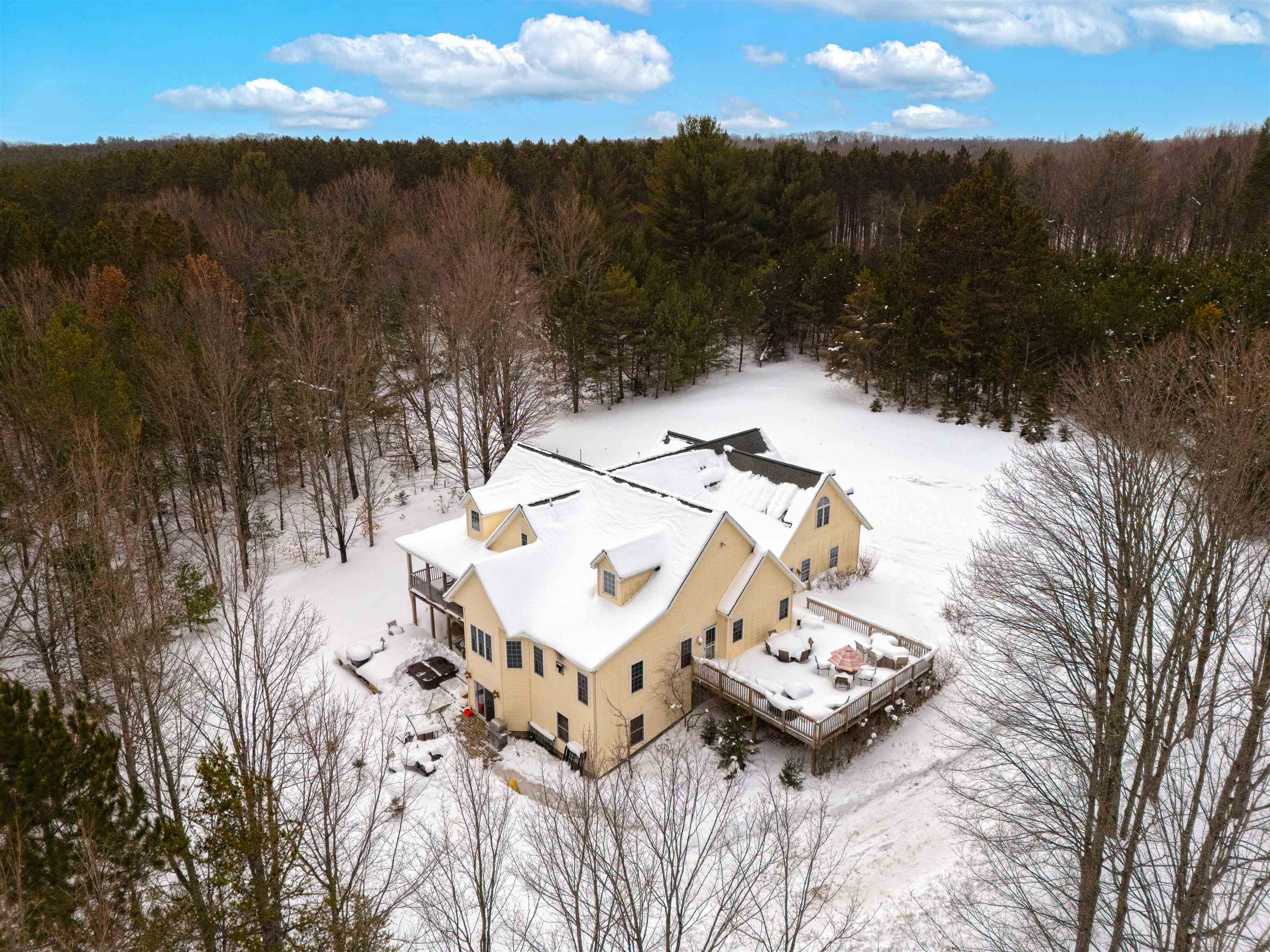 3855 Pulver Woods Drive photo 9