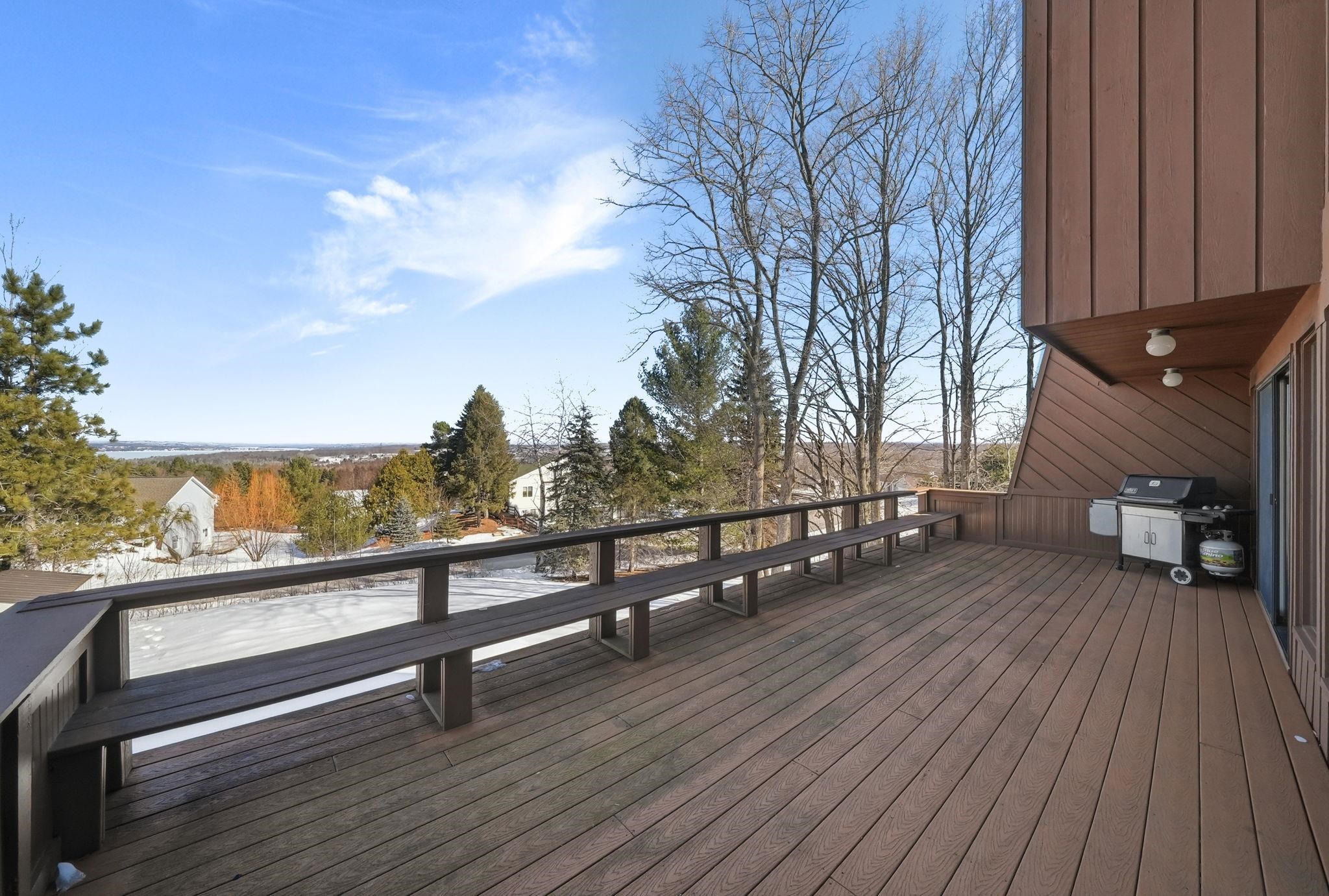 Traverse City, MI, 49684