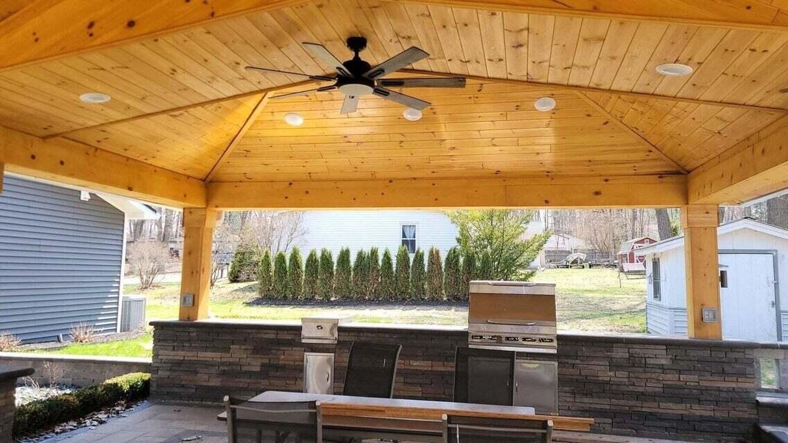 206 Joliet Avenue, Houghton Lake, MI, 48629