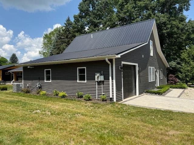 206 Joliet Avenue, Houghton Lake, MI, 48629