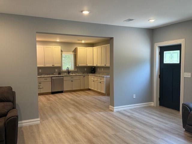 206 Joliet Avenue, Houghton Lake, MI, 48629