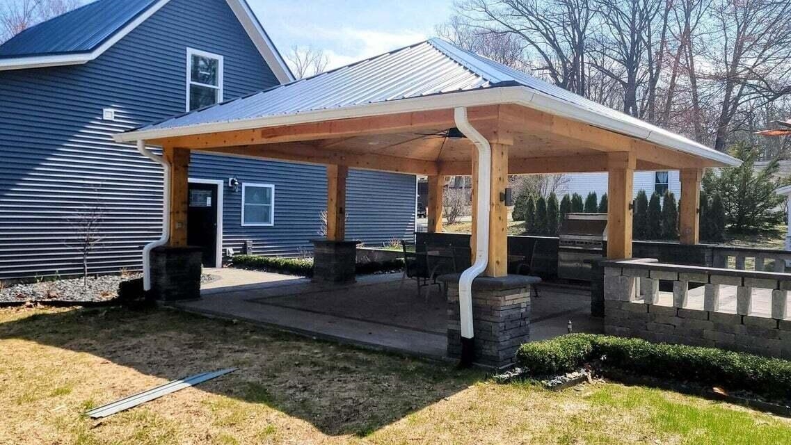 206 Joliet Avenue, Houghton Lake, MI, 48629