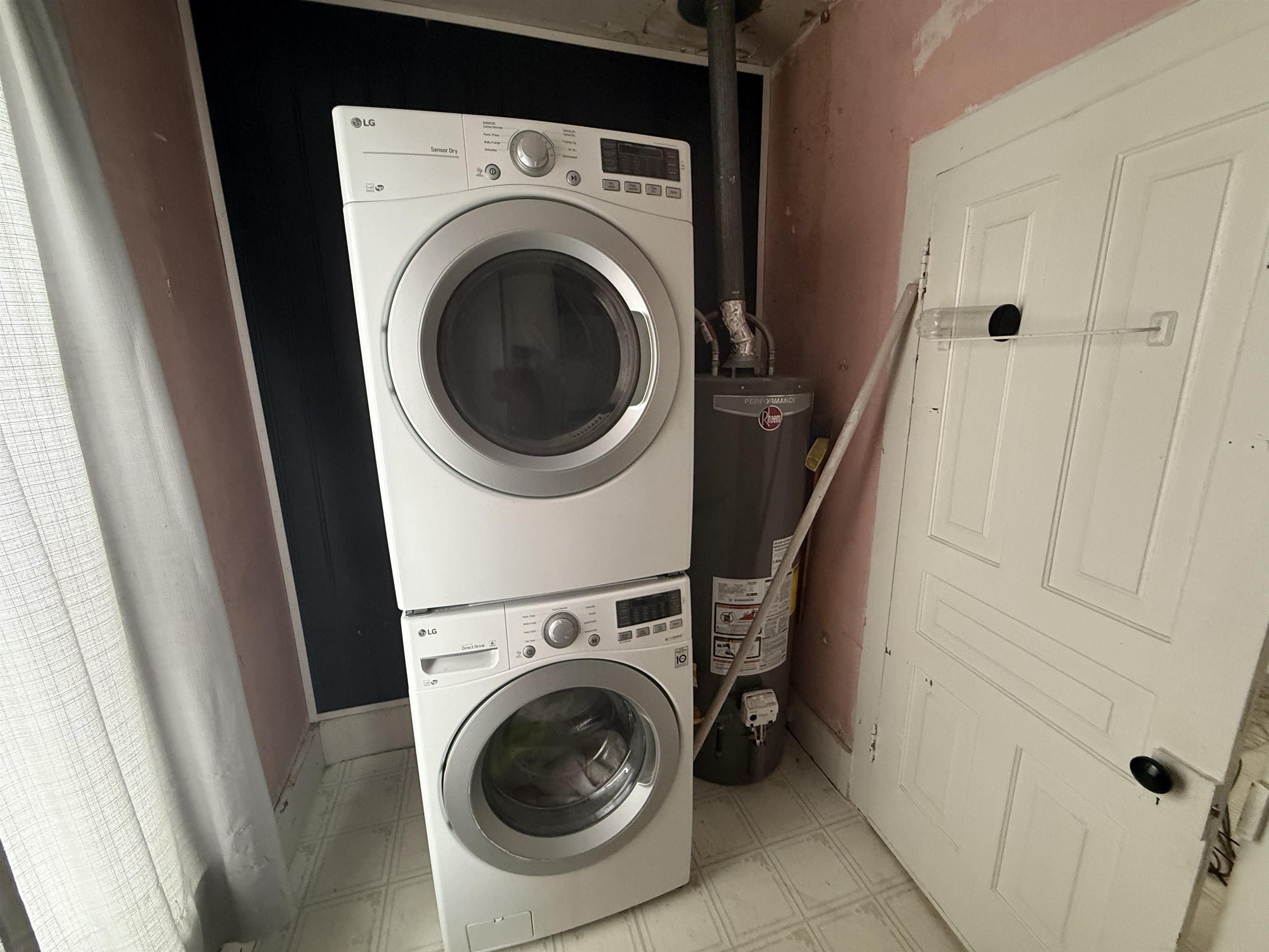220 Alice Street photo 11
