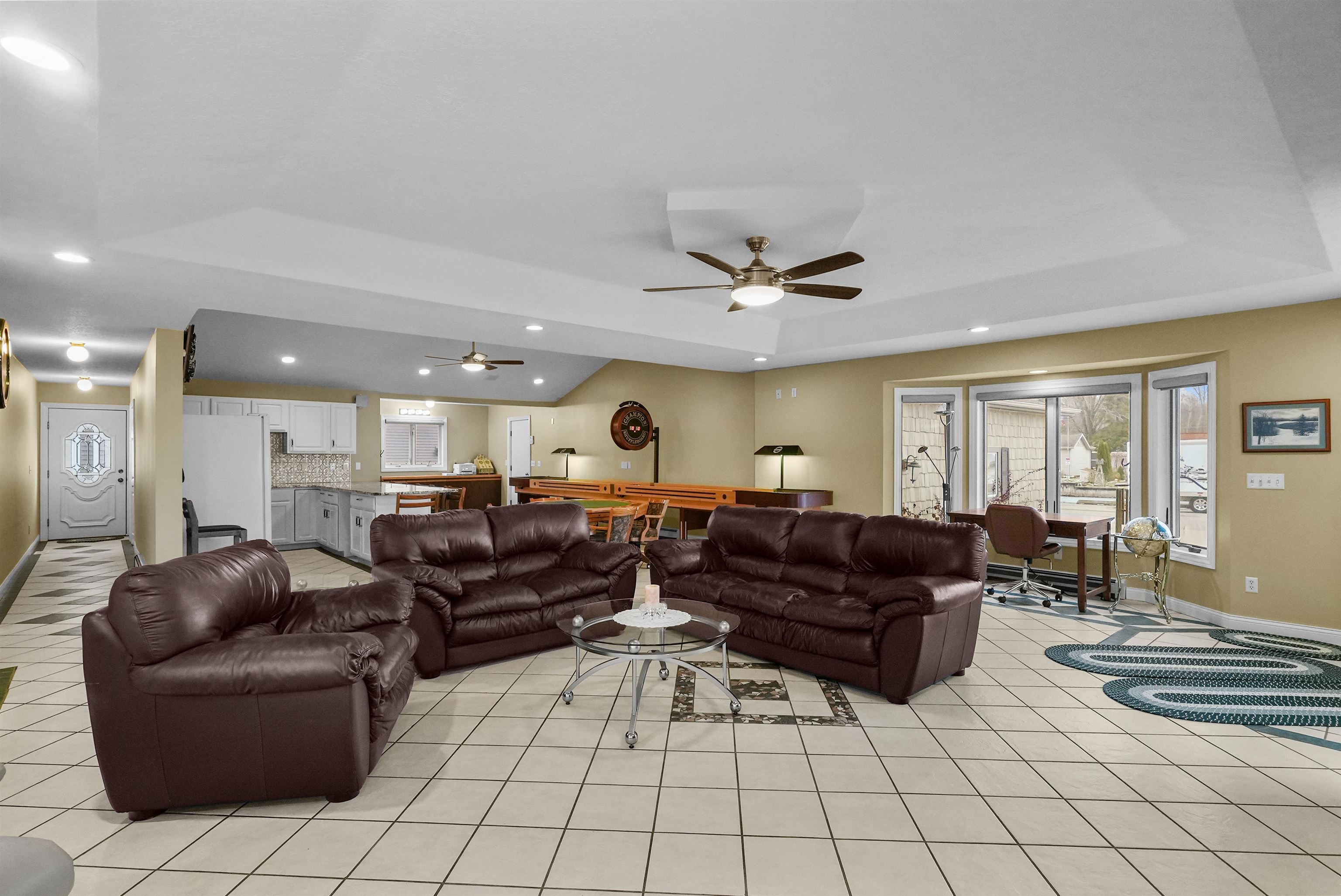 4690 Birchcrest Drive photo 21