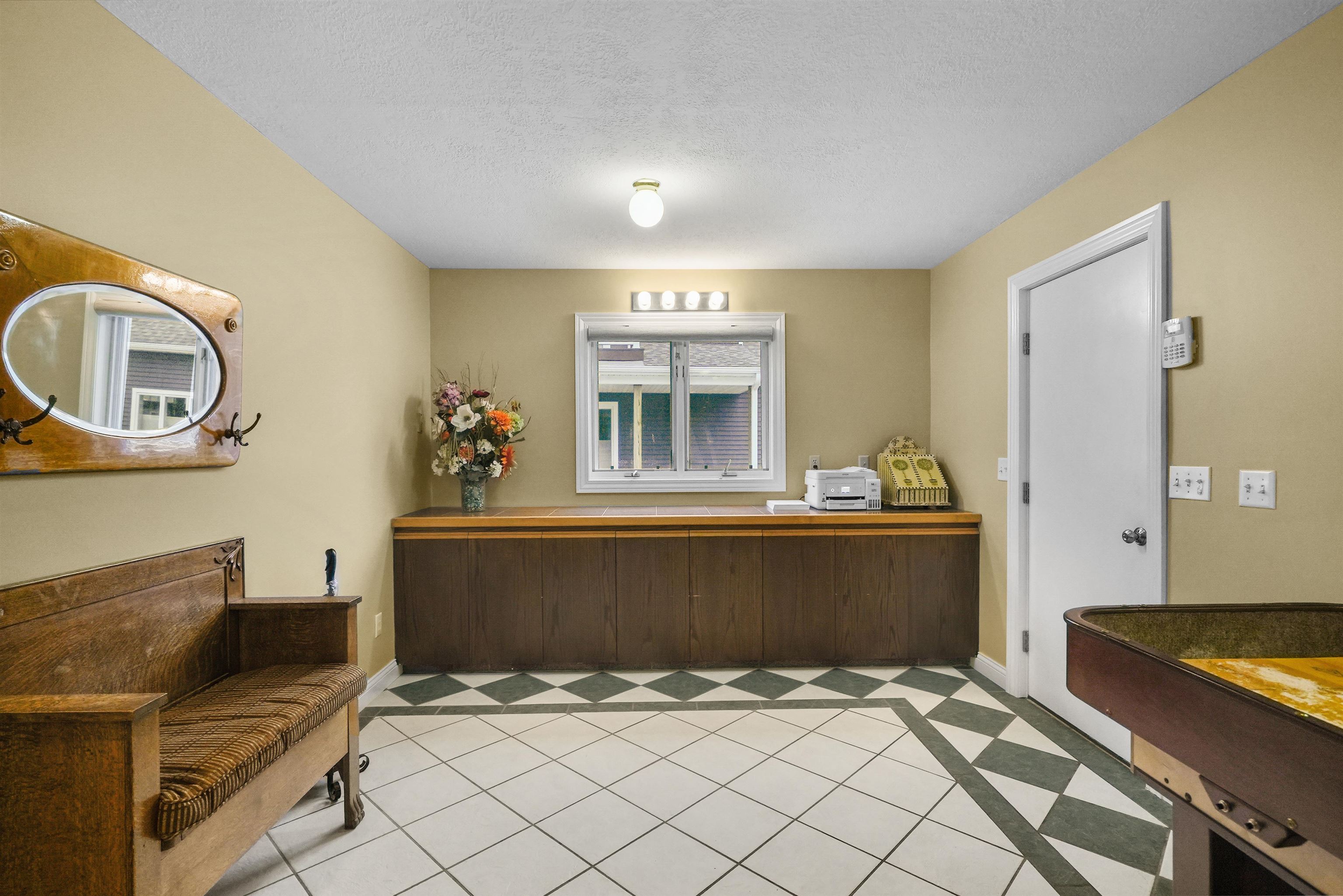 4690 Birchcrest Drive photo 31