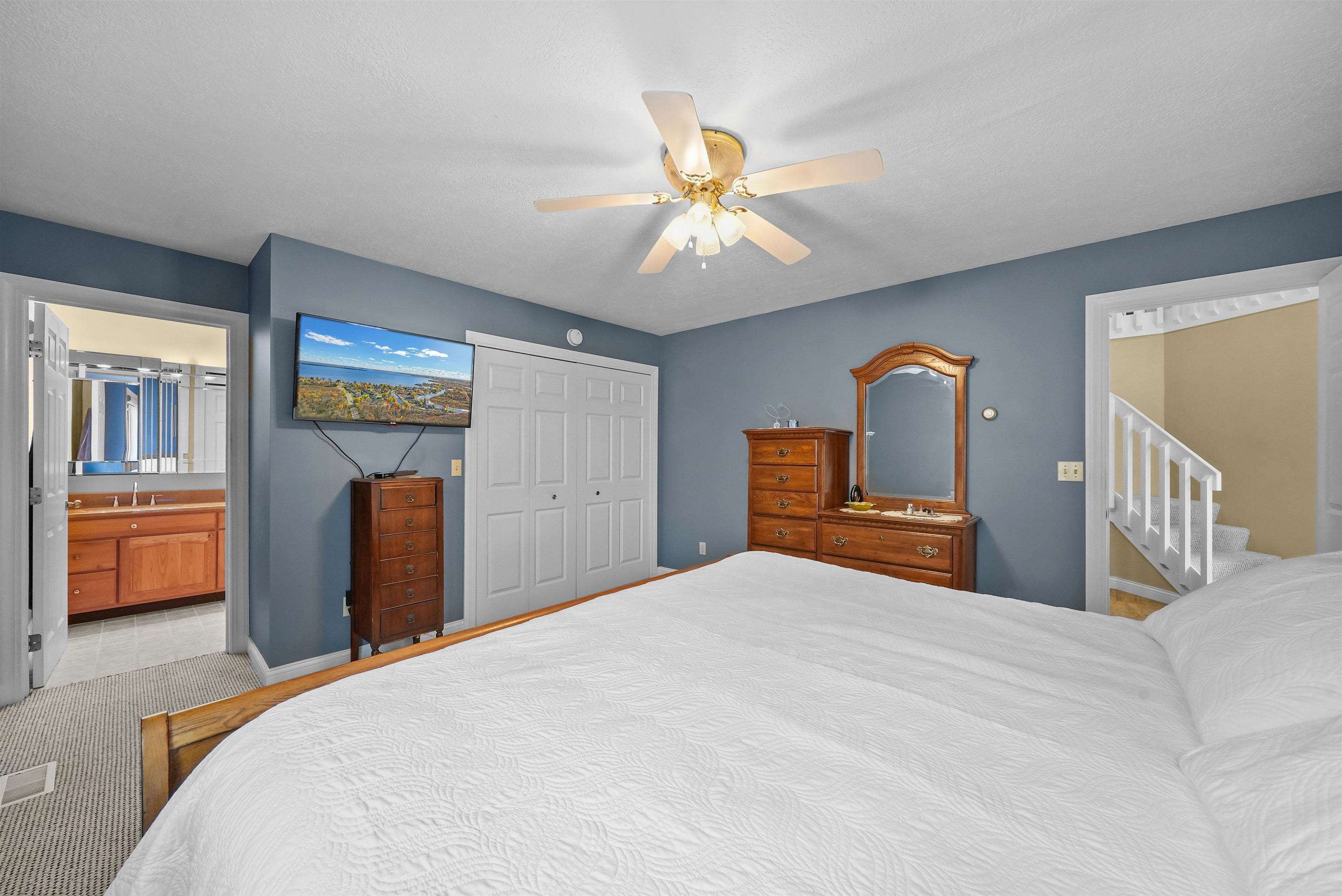 4690 Birchcrest Drive photo 37