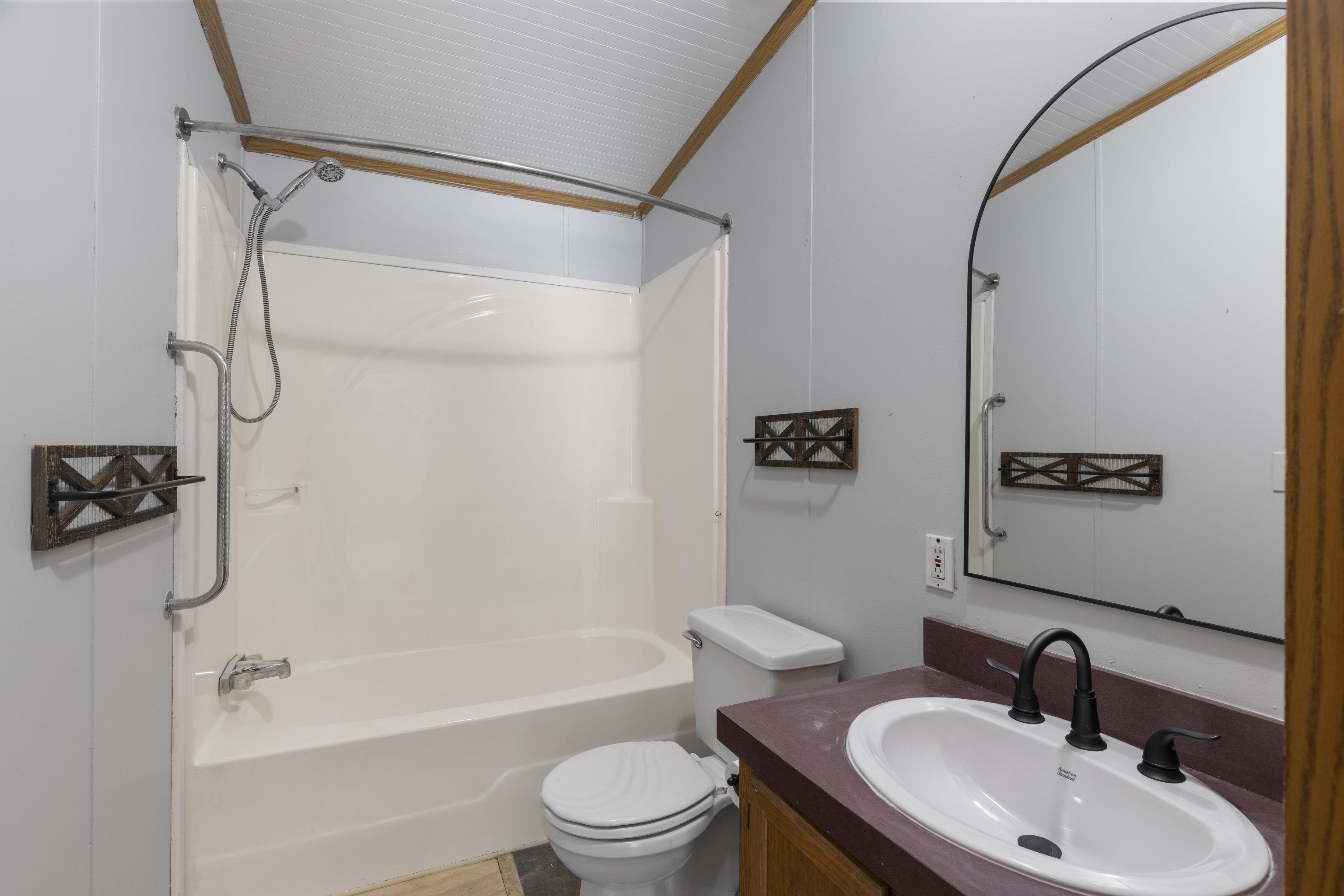 15055 Beecher Avenue, Thompsonville, MI, 49683