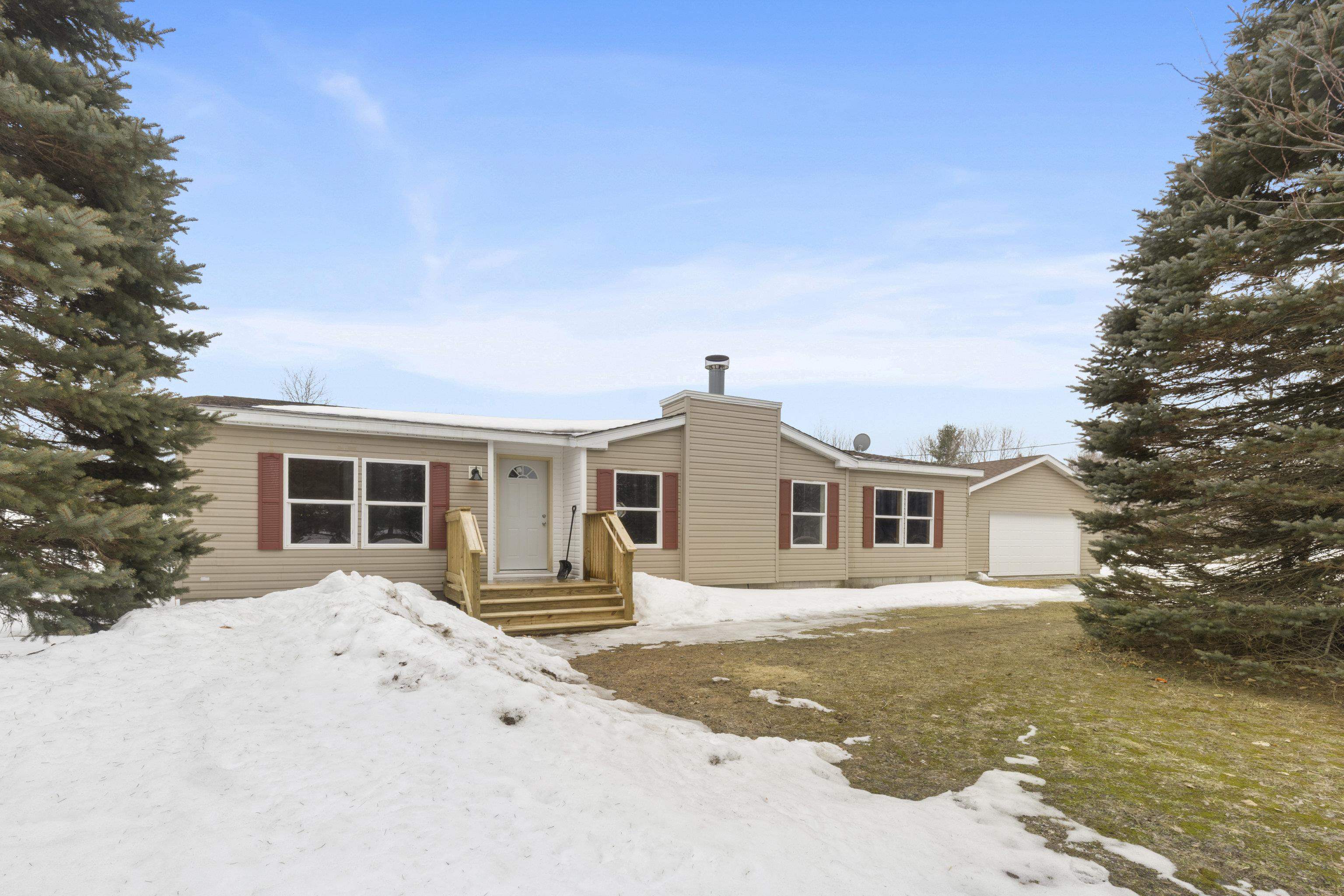15055 Beecher Avenue, Thompsonville, MI, 49683
