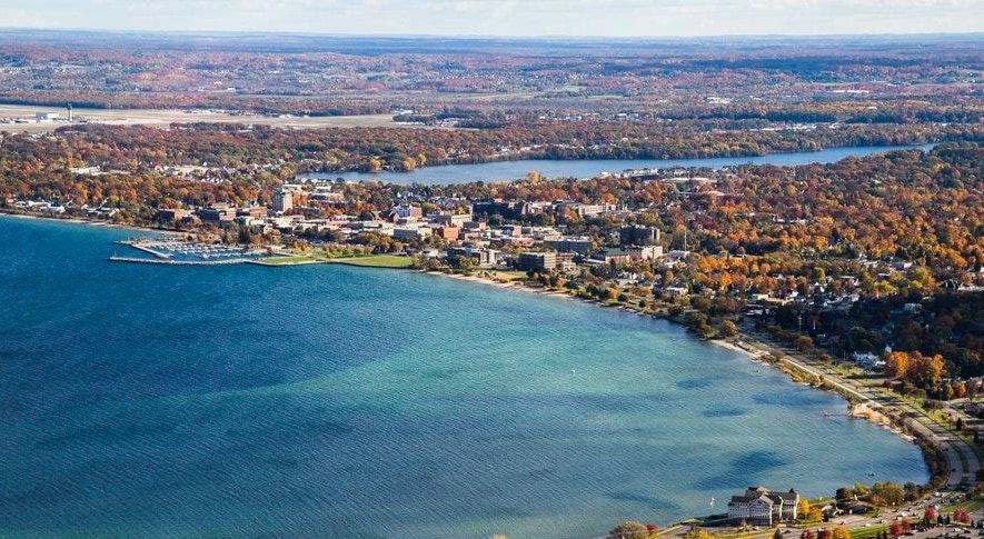 Homes for sale in Traverse City, MI | 619 E Eighth #14, Traverse City, MI 49686 | MLS# 80065929