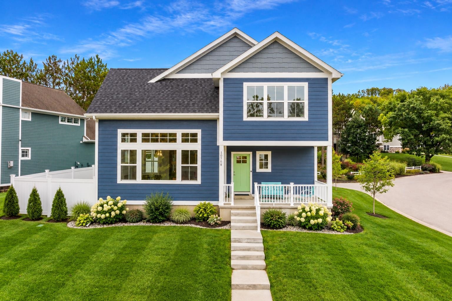 Photo 1 of Single family home for sale at 10708 Shrewbury St, Traverse City, MI 49684 | MLS# 78080065934 | Listing updated on 2026-09-26