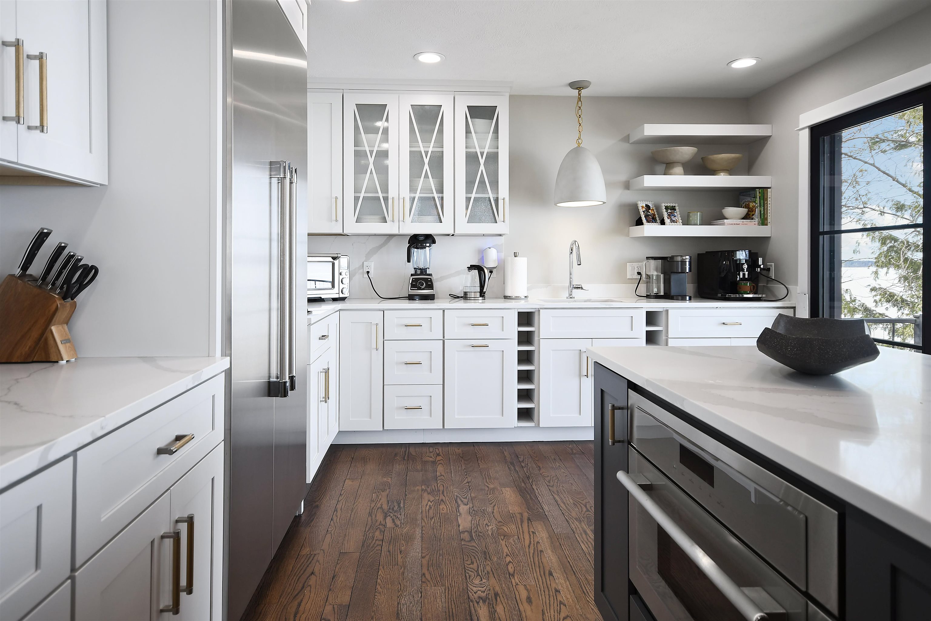 5568 Lakeview Drive, Interlochen, MI, 49643