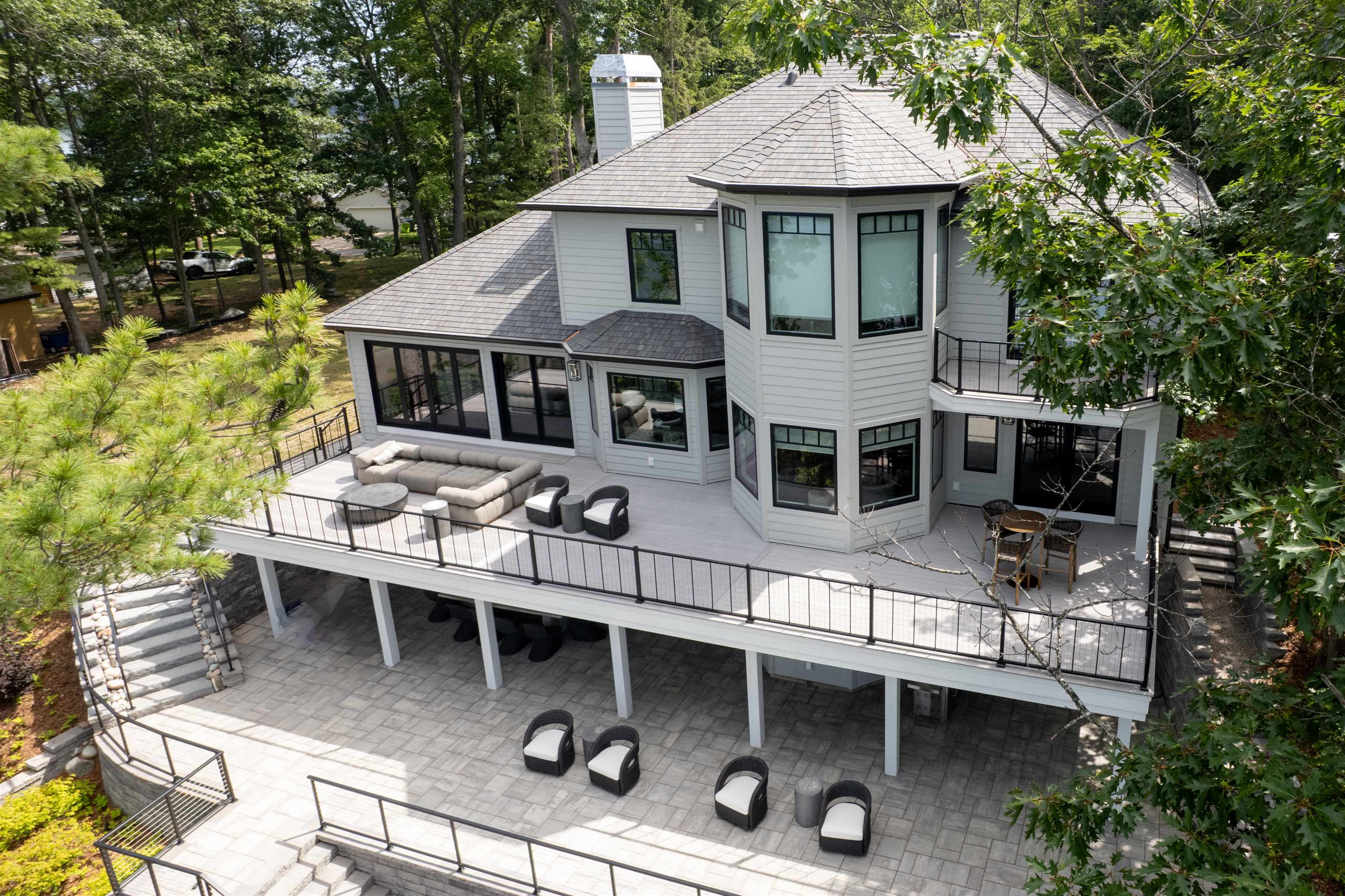 5568 Lakeview Drive, Interlochen, MI, 49643