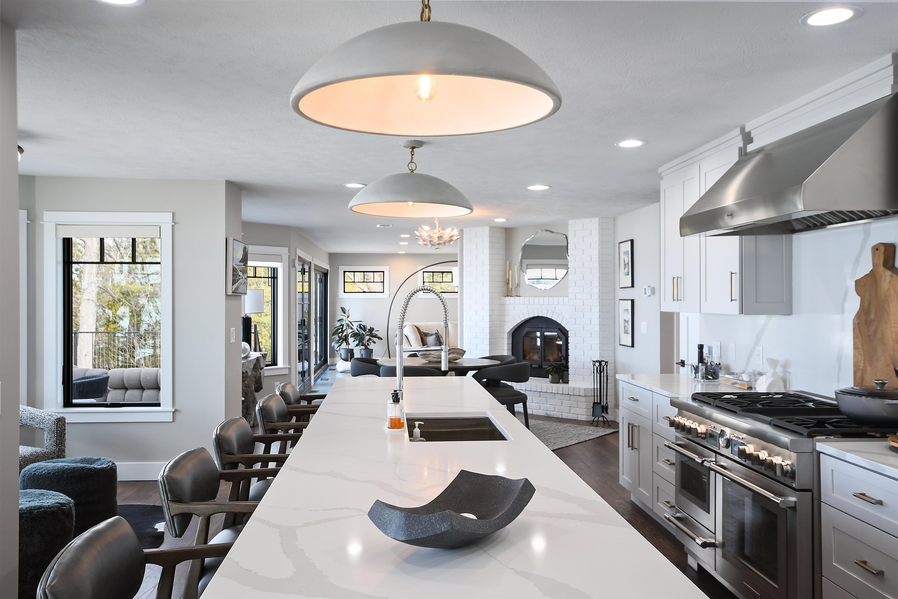 5568 Lakeview Drive, Interlochen, MI, 49643