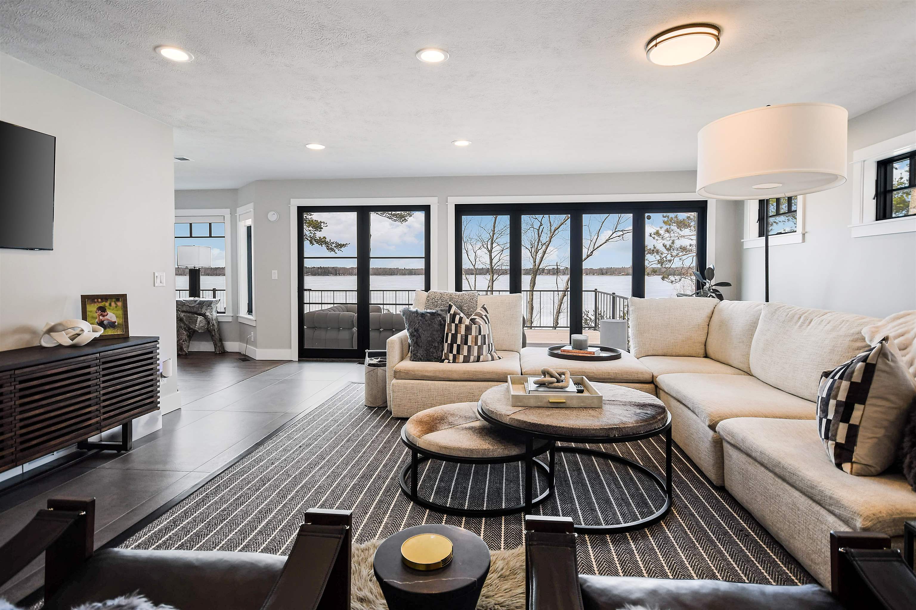 5568 Lakeview Drive, Interlochen, MI, 49643