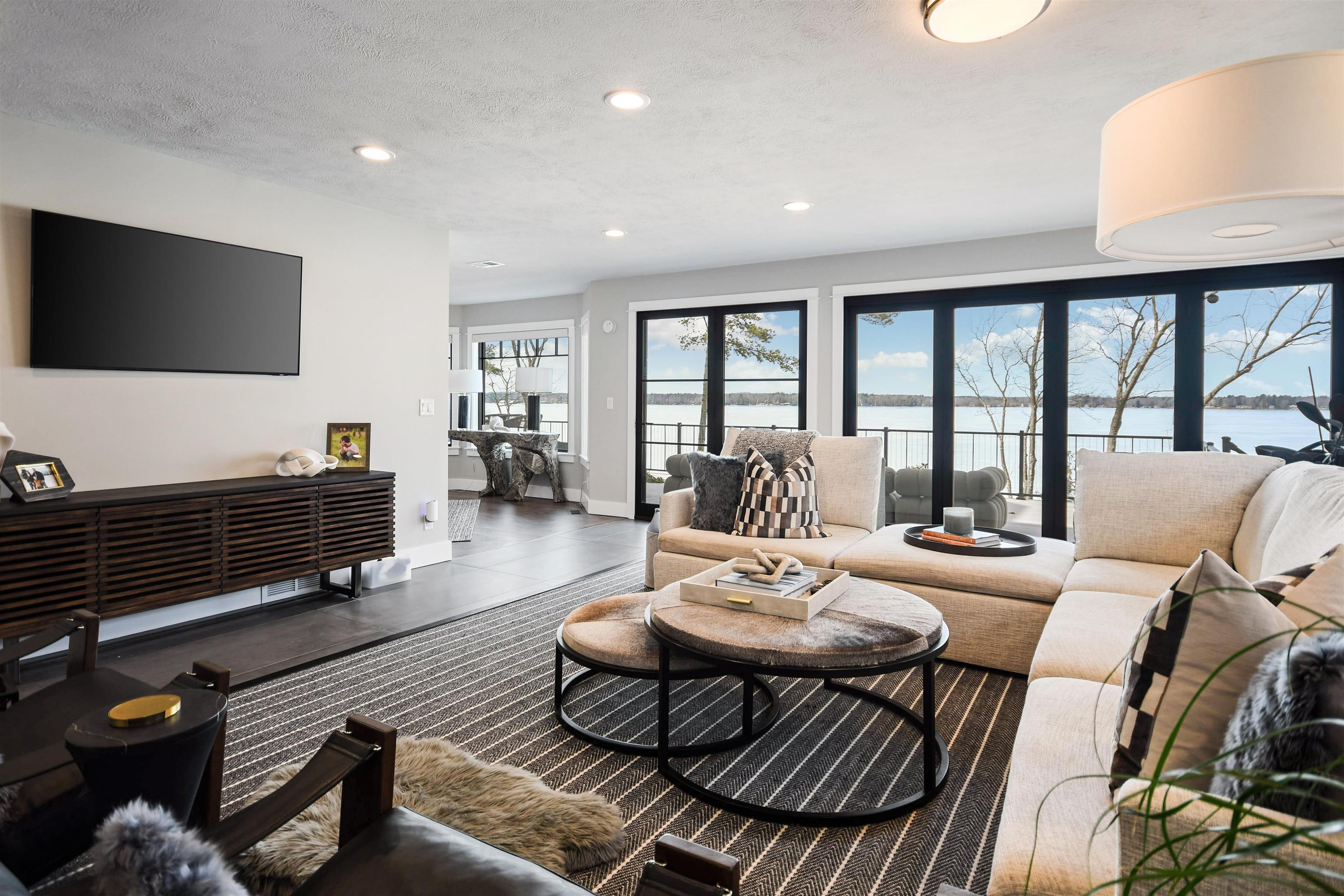 5568 Lakeview Drive, Interlochen, MI, 49643