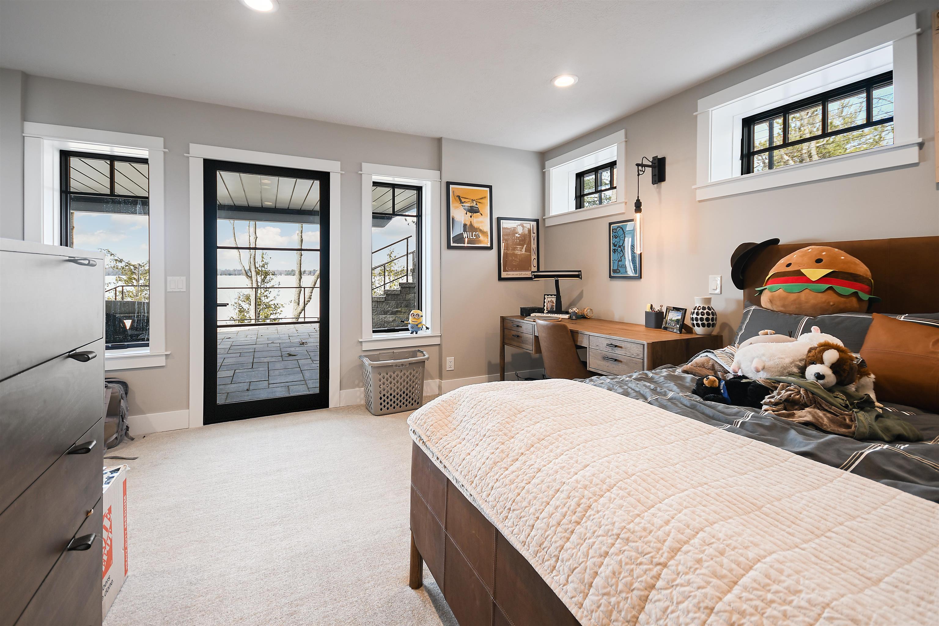 5568 Lakeview Drive, Interlochen, MI, 49643