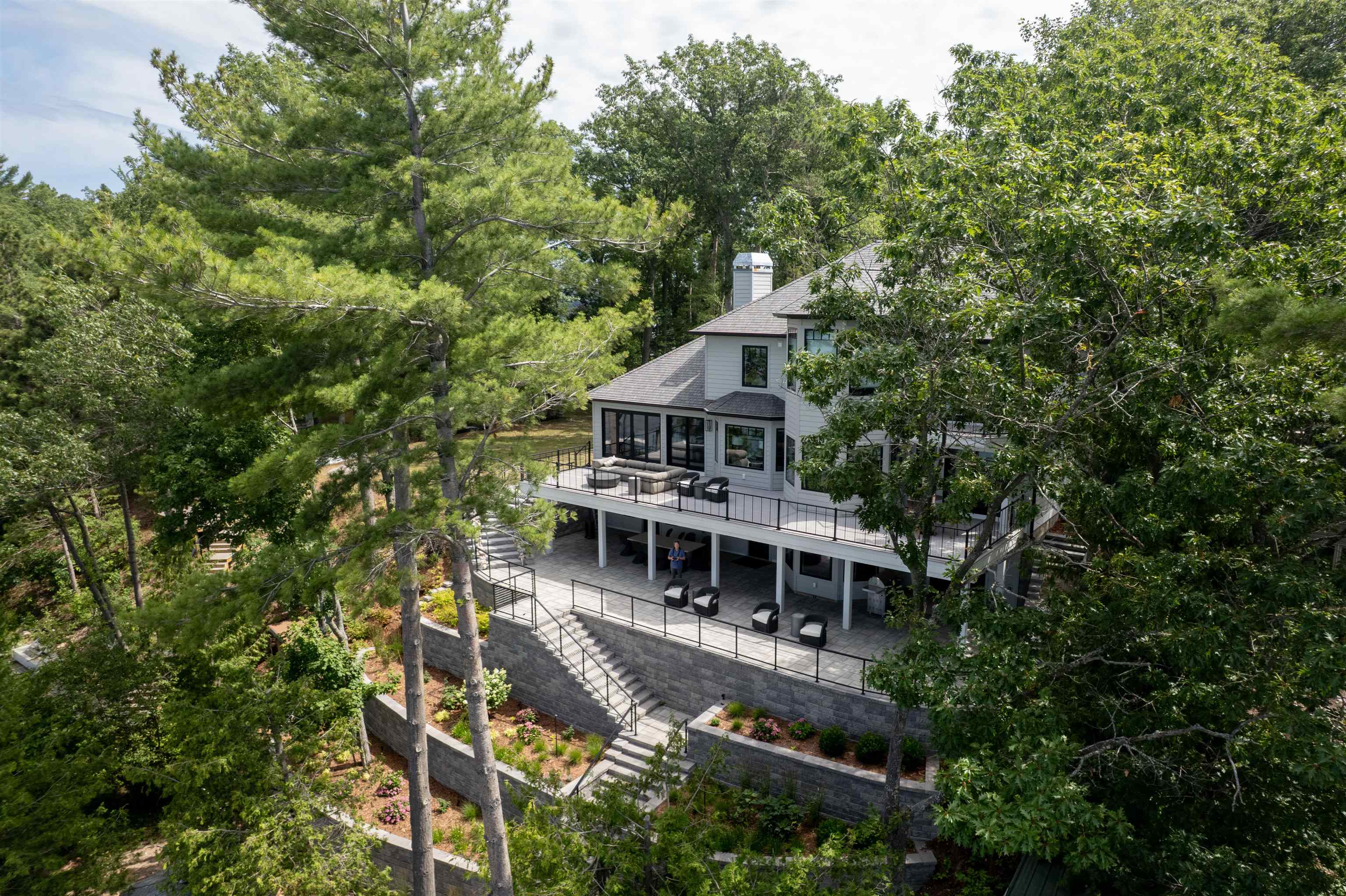 5568 Lakeview Drive, Interlochen, MI, 49643