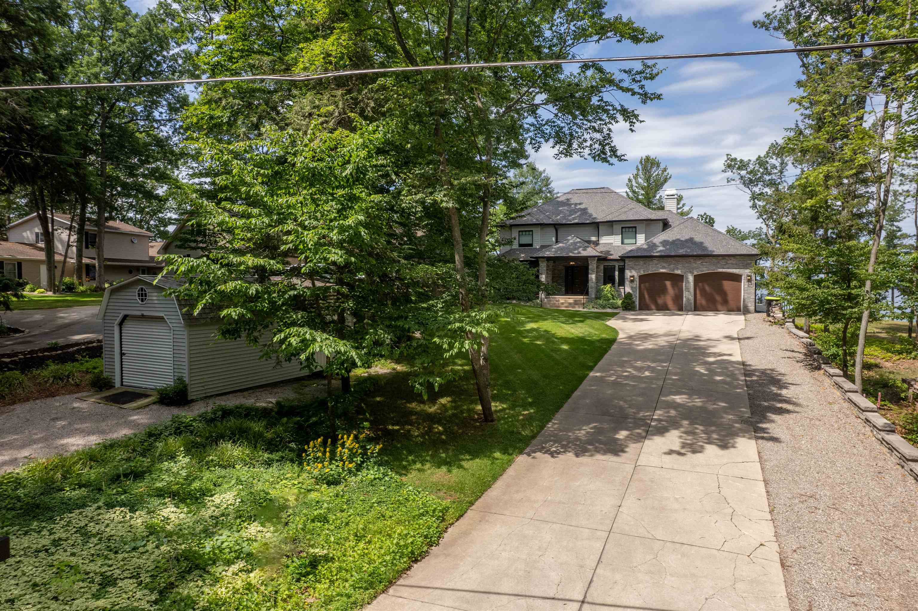 5568 Lakeview Drive, Interlochen, MI, 49643