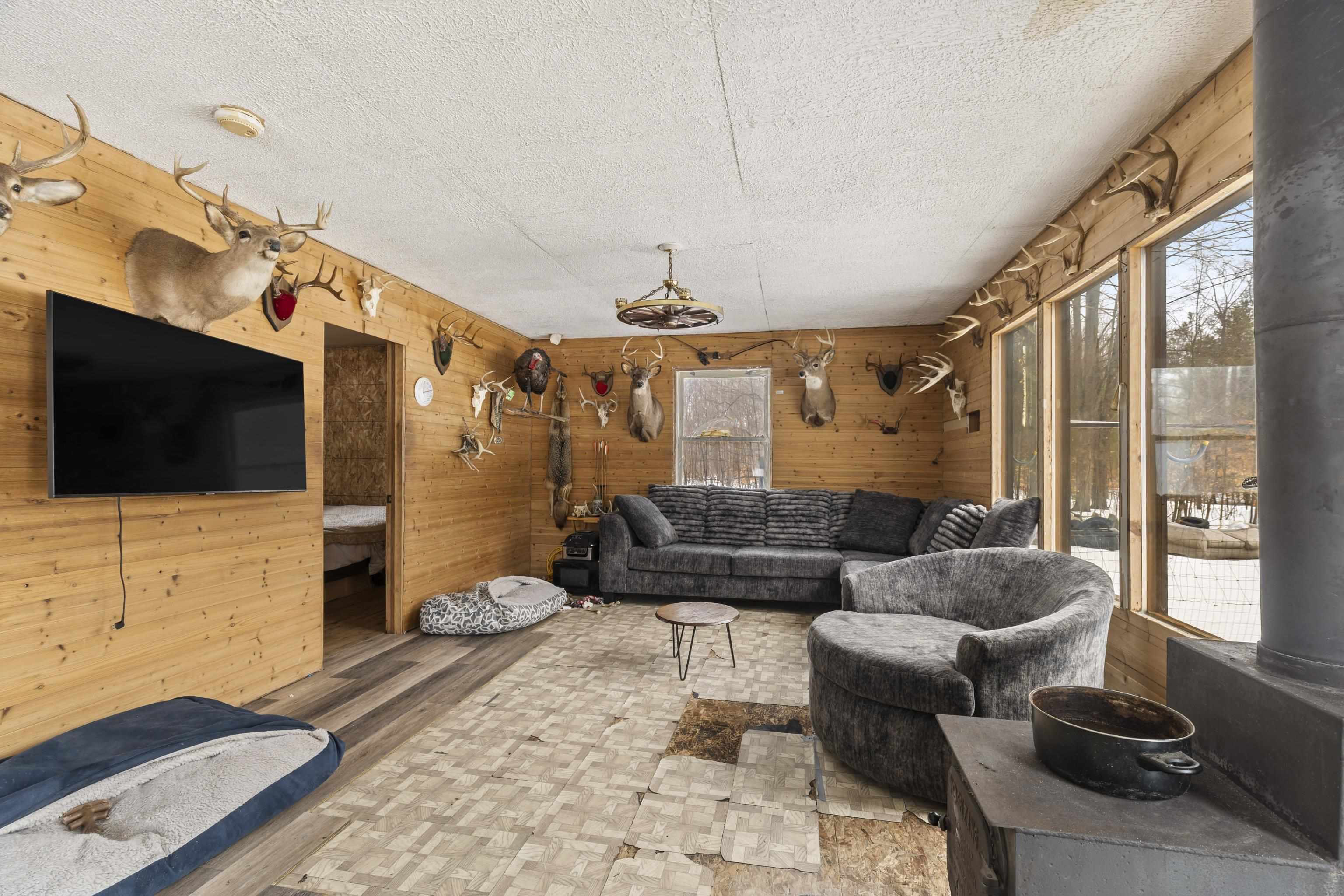 13544 Aylsworth Road, Beulah, MI, 49617