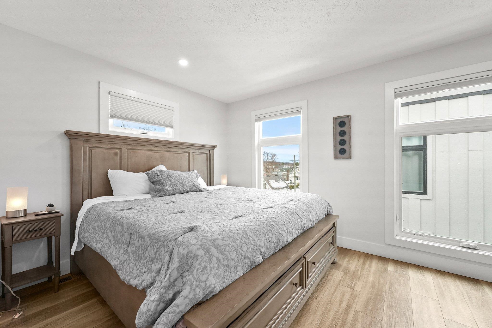 200 Gillis Street photo 9