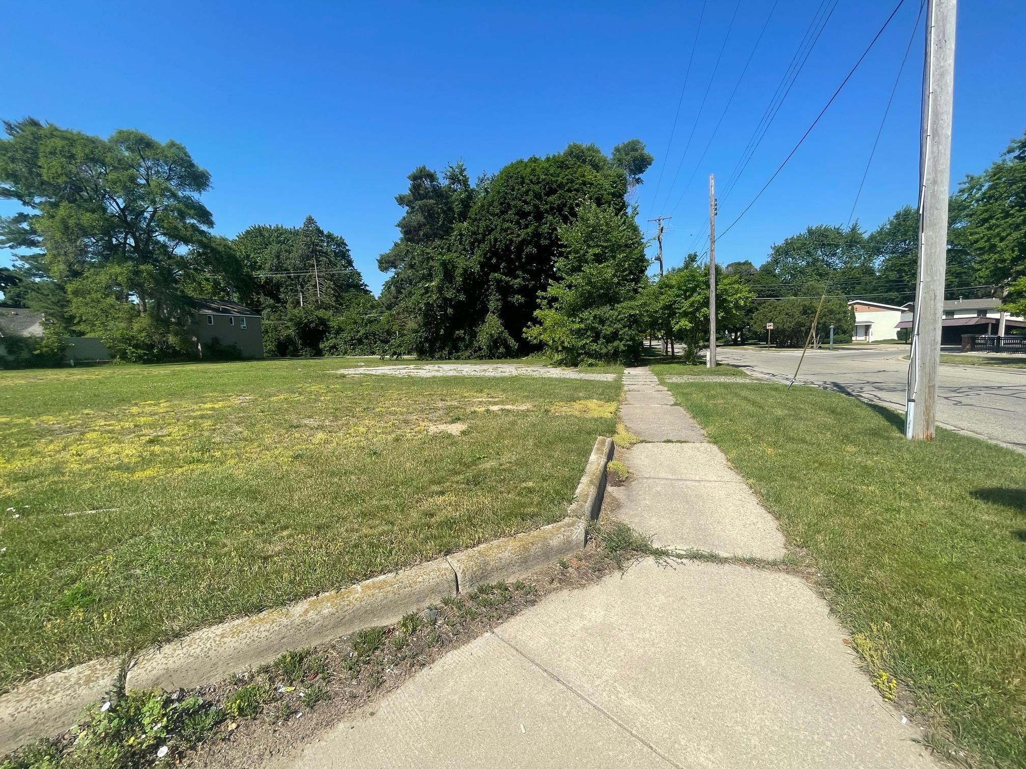 300 S Mission Street, Mount Pleasant, MI, 48858