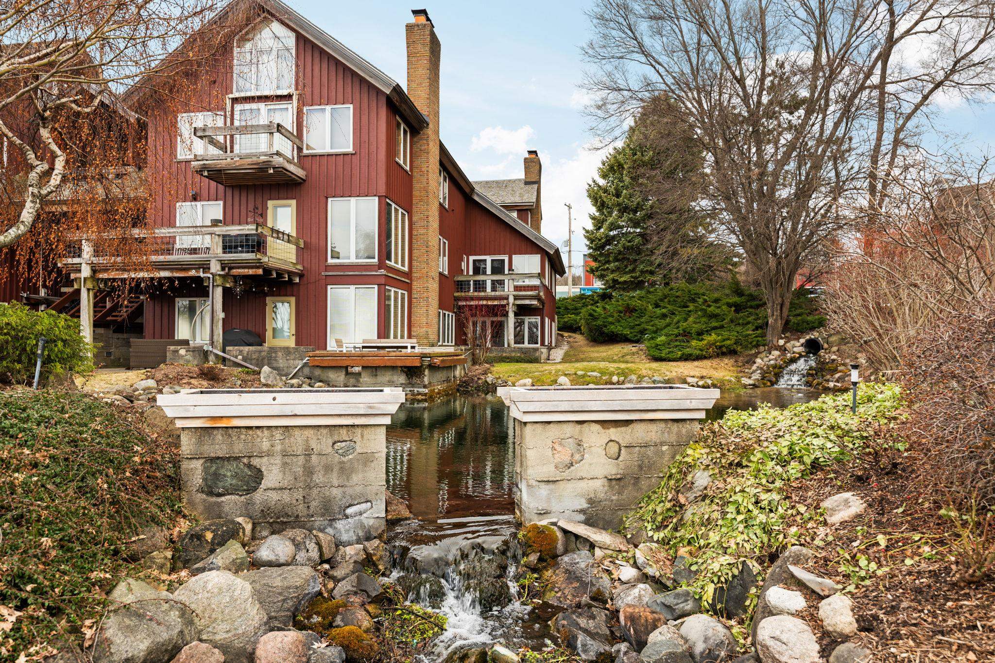 4032 Water View Drive, Grawn, MI, 49637-9503