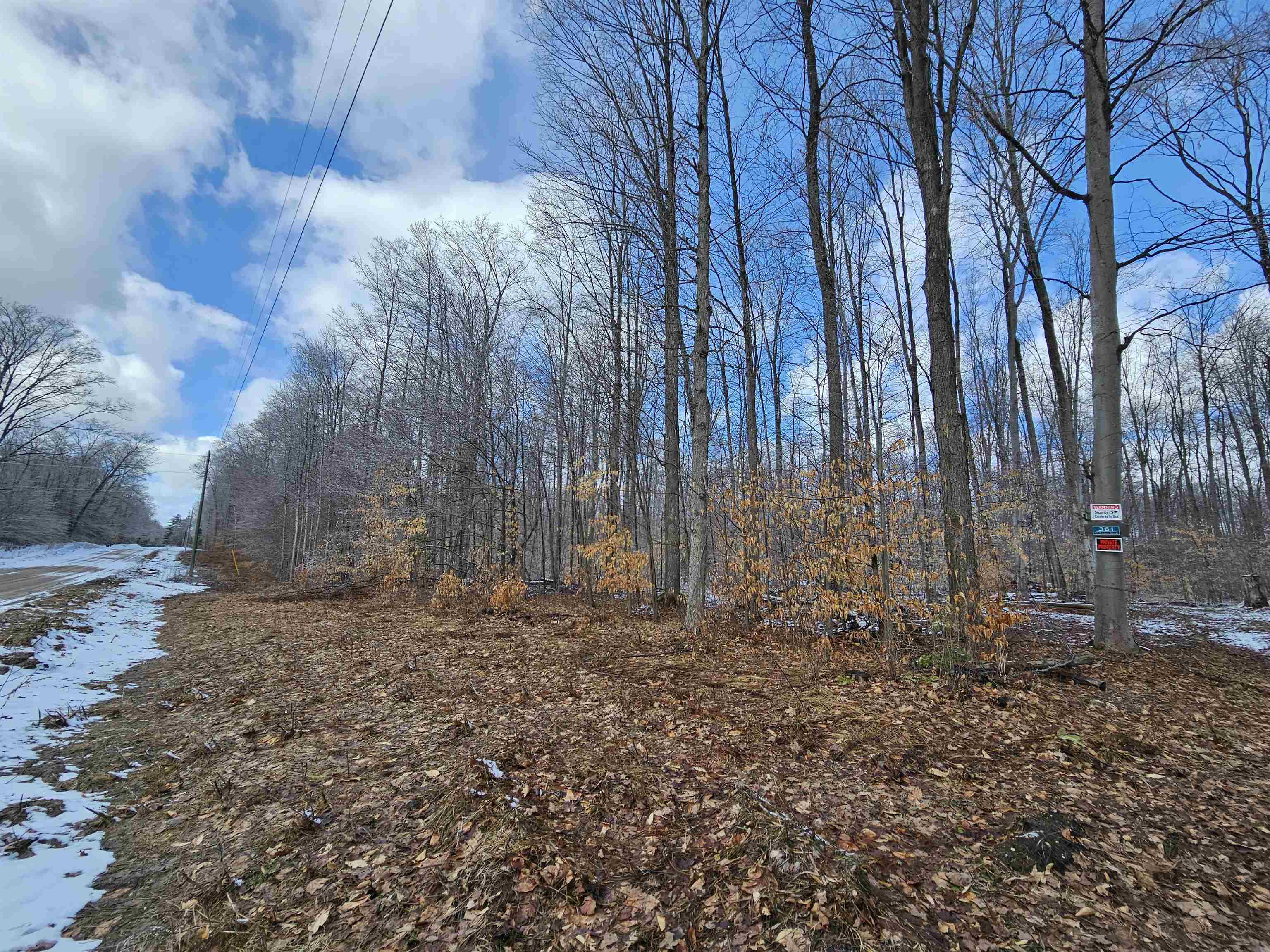 Homes for sale in Lake City, MI | 361 W Rhoby Rd, Lake City, MI 49651 | MLS# 80066071