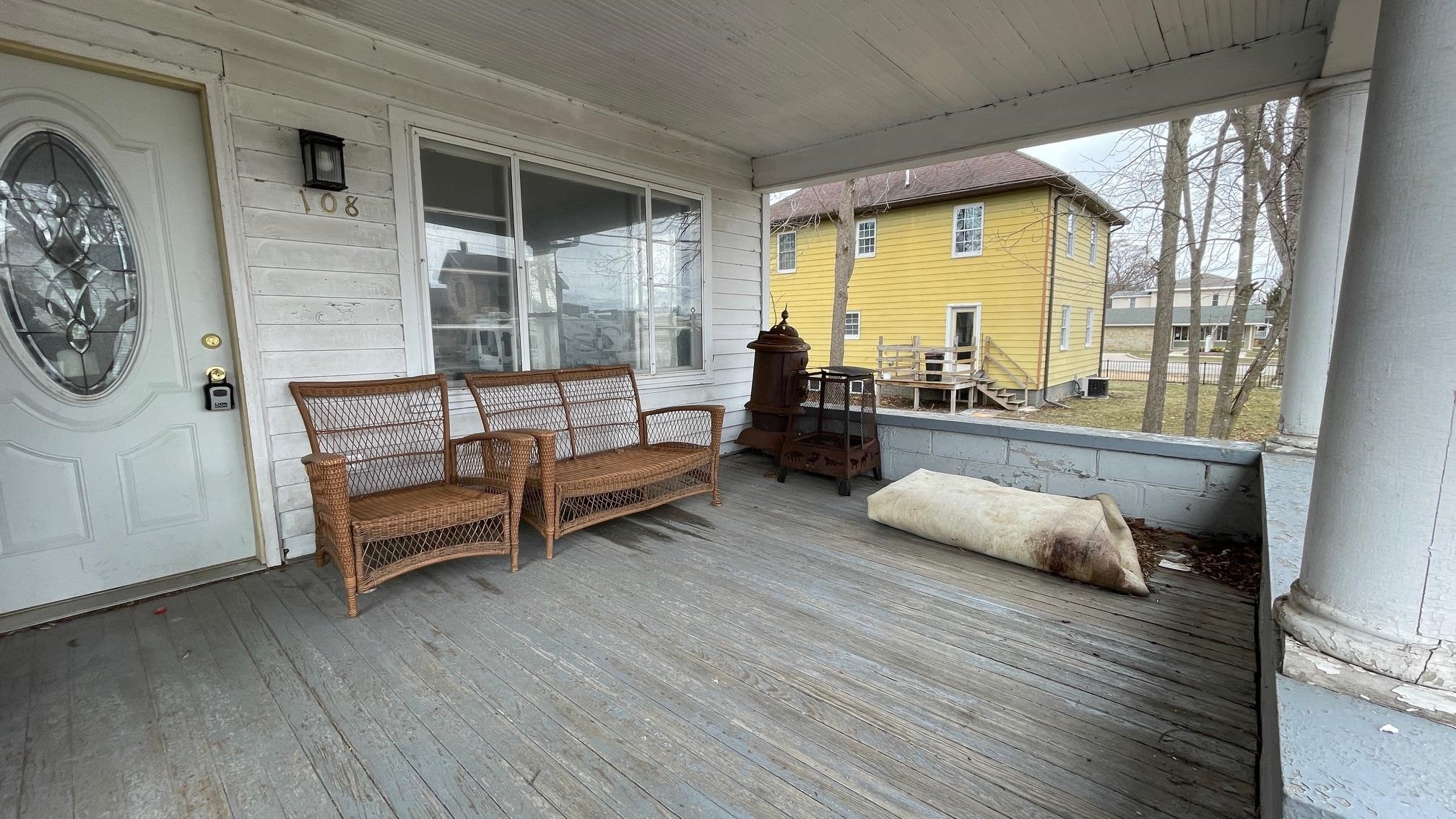 108 S Pine, Saint Louis, MI, 48880