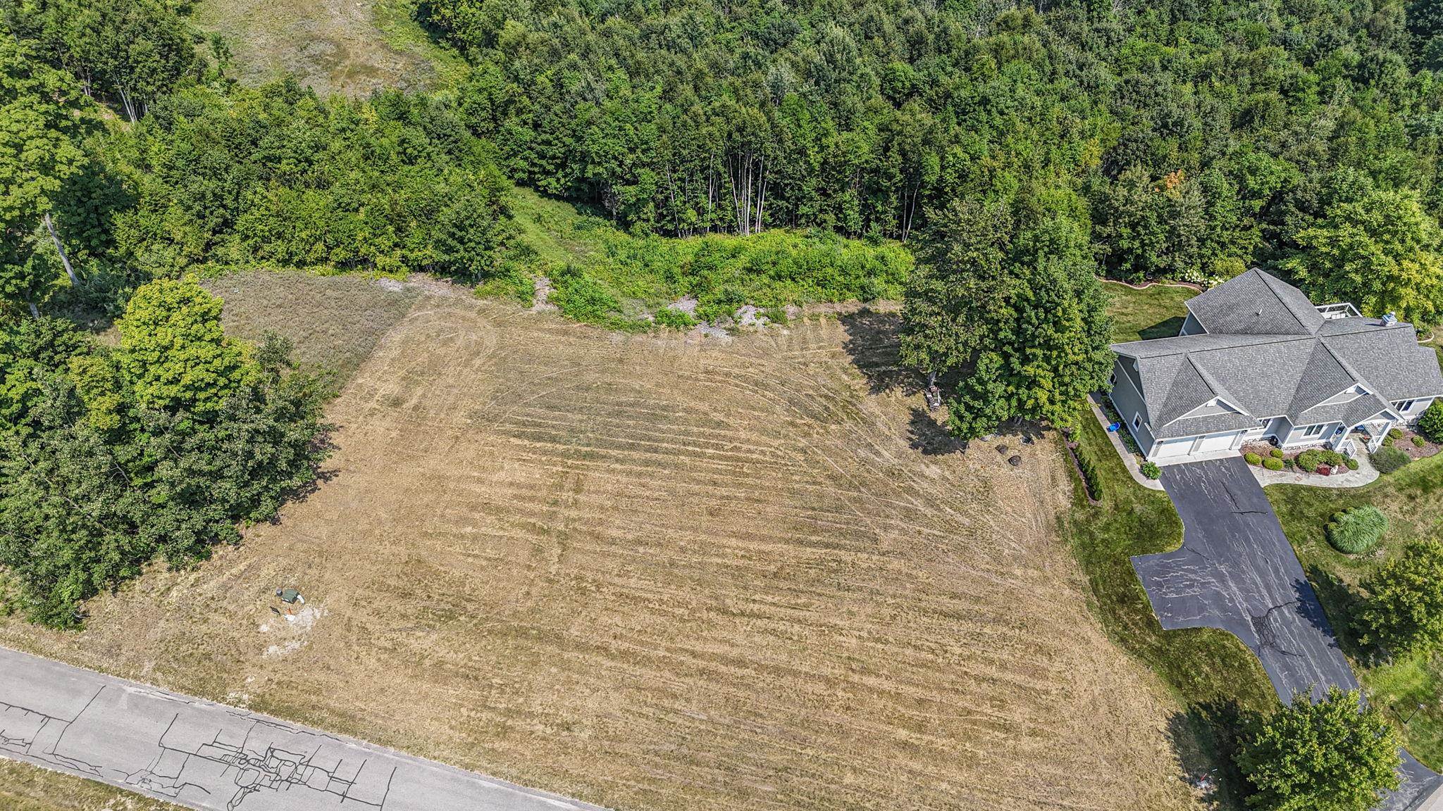 1912 N Blue Water Court, Suttons Bay, MI, 49682