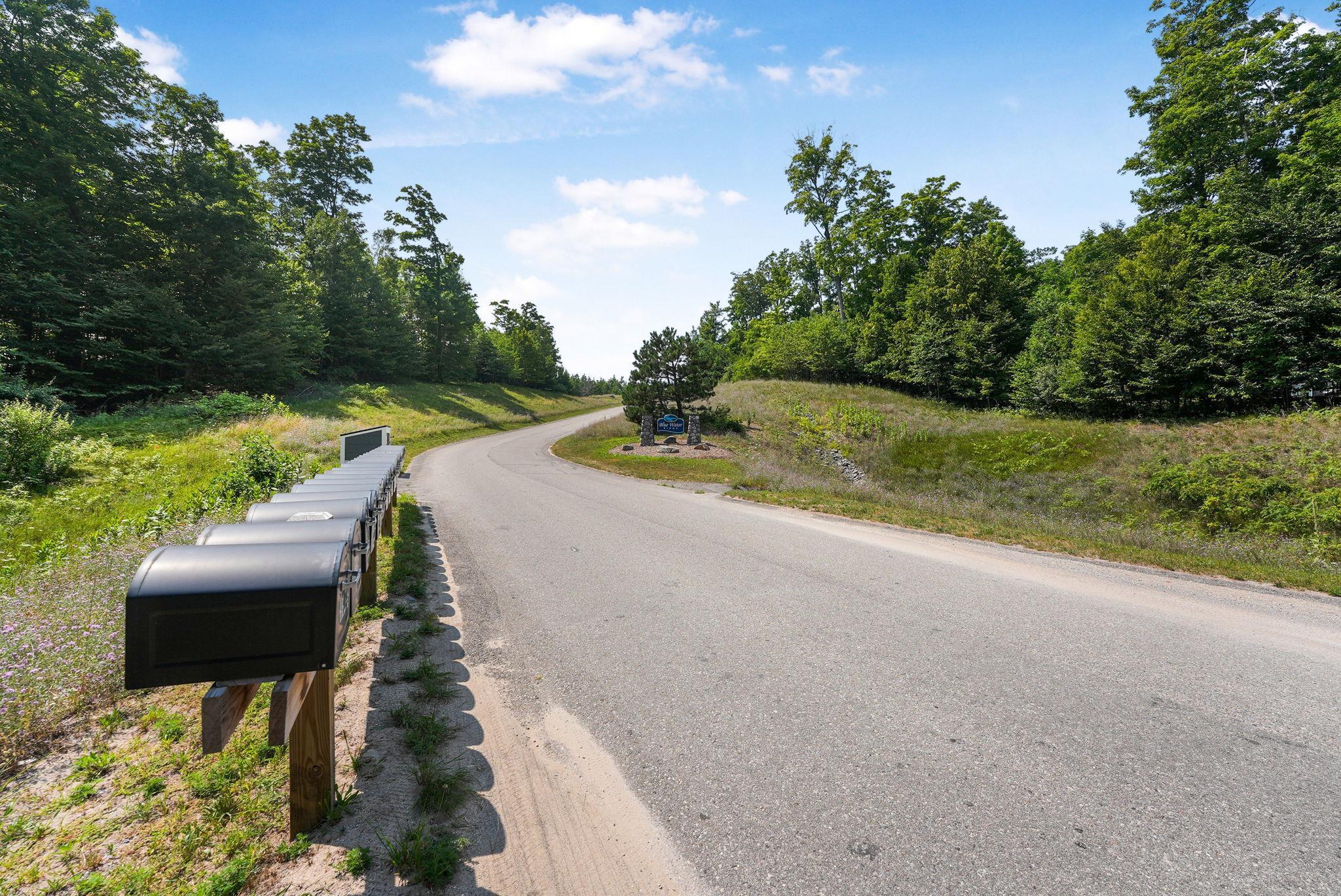 1912 N Blue Water Court, Suttons Bay, MI, 49682