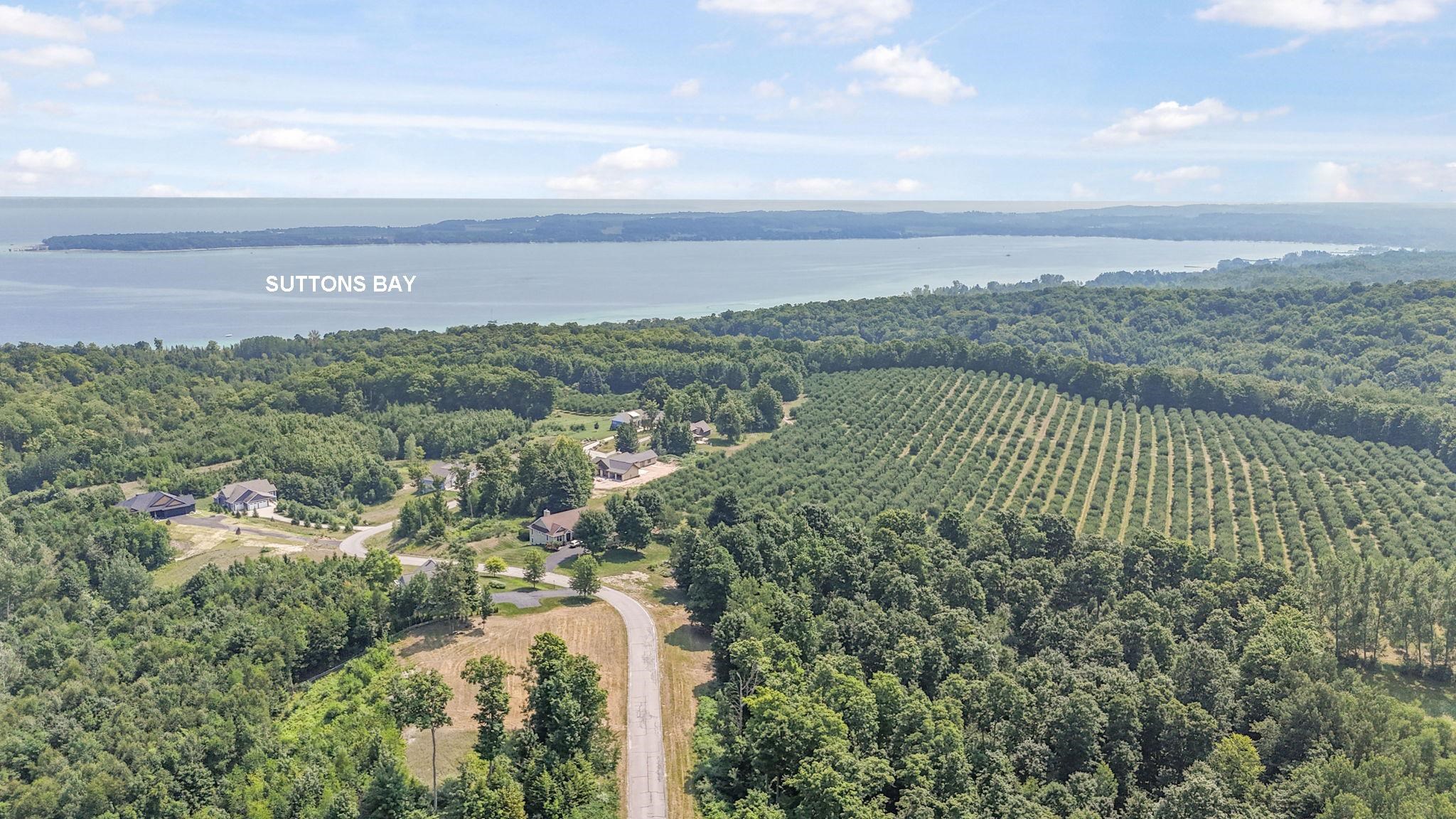 1912 N Blue Water Court, Suttons Bay, MI, 49682