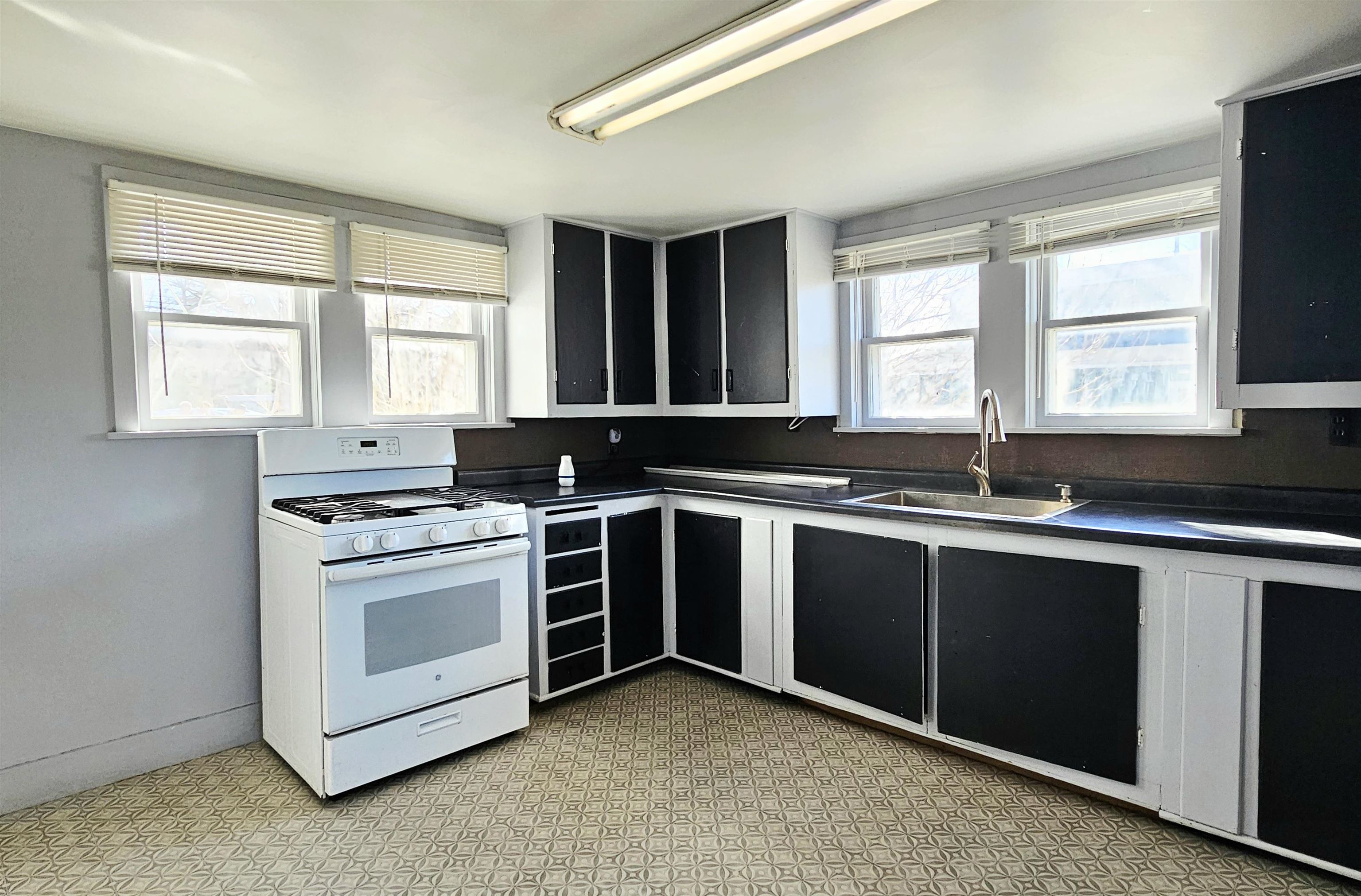 6707 N Lumberjack Road, Riverdale, MI, 48877