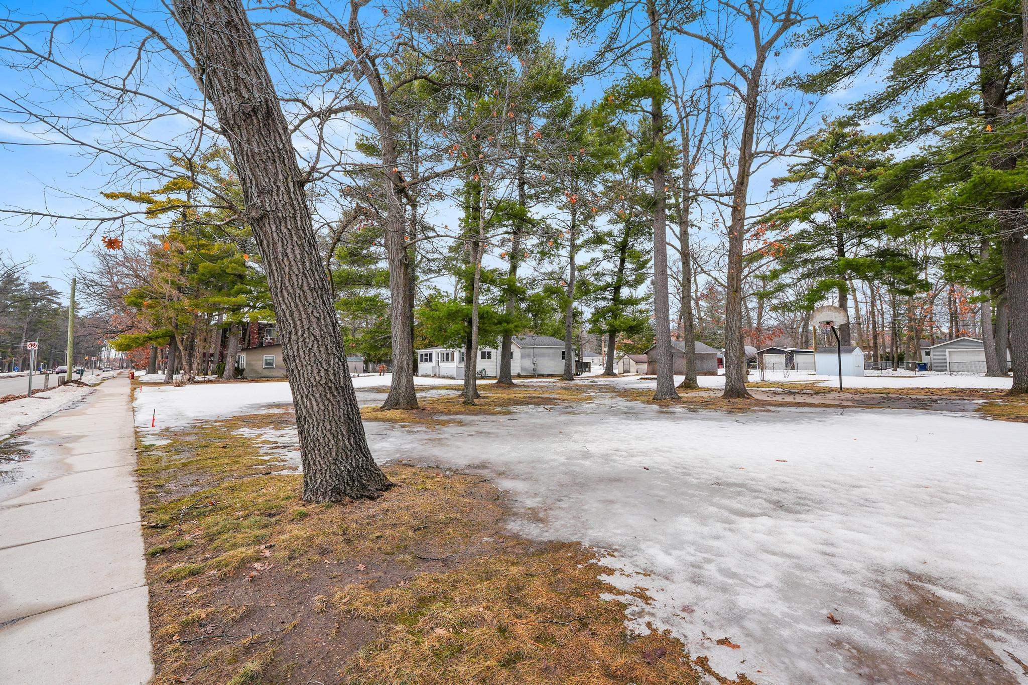 319 Fair Street, Traverse City, MI, 49686-2912