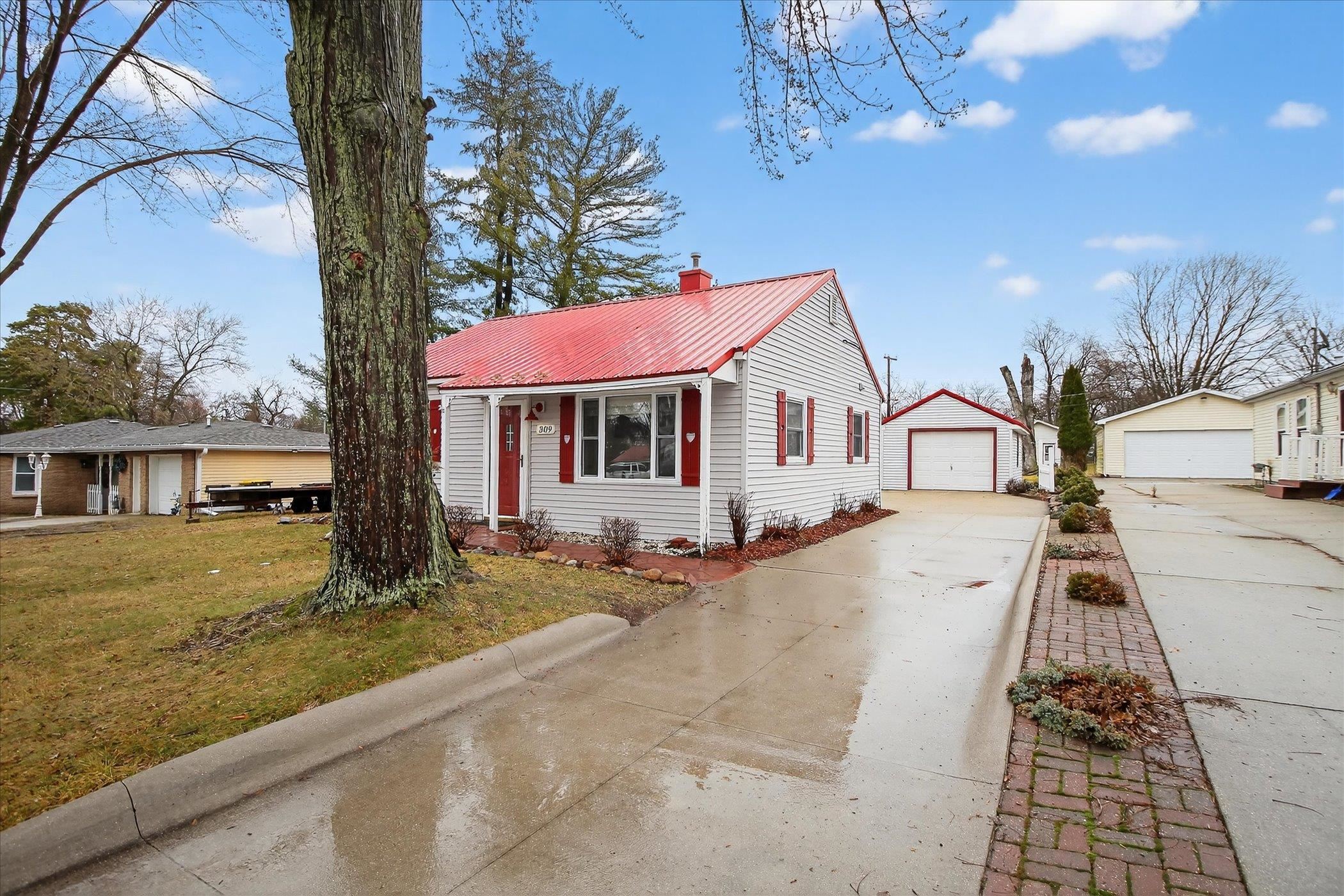 309 S State Street, Alma, MI, 48801