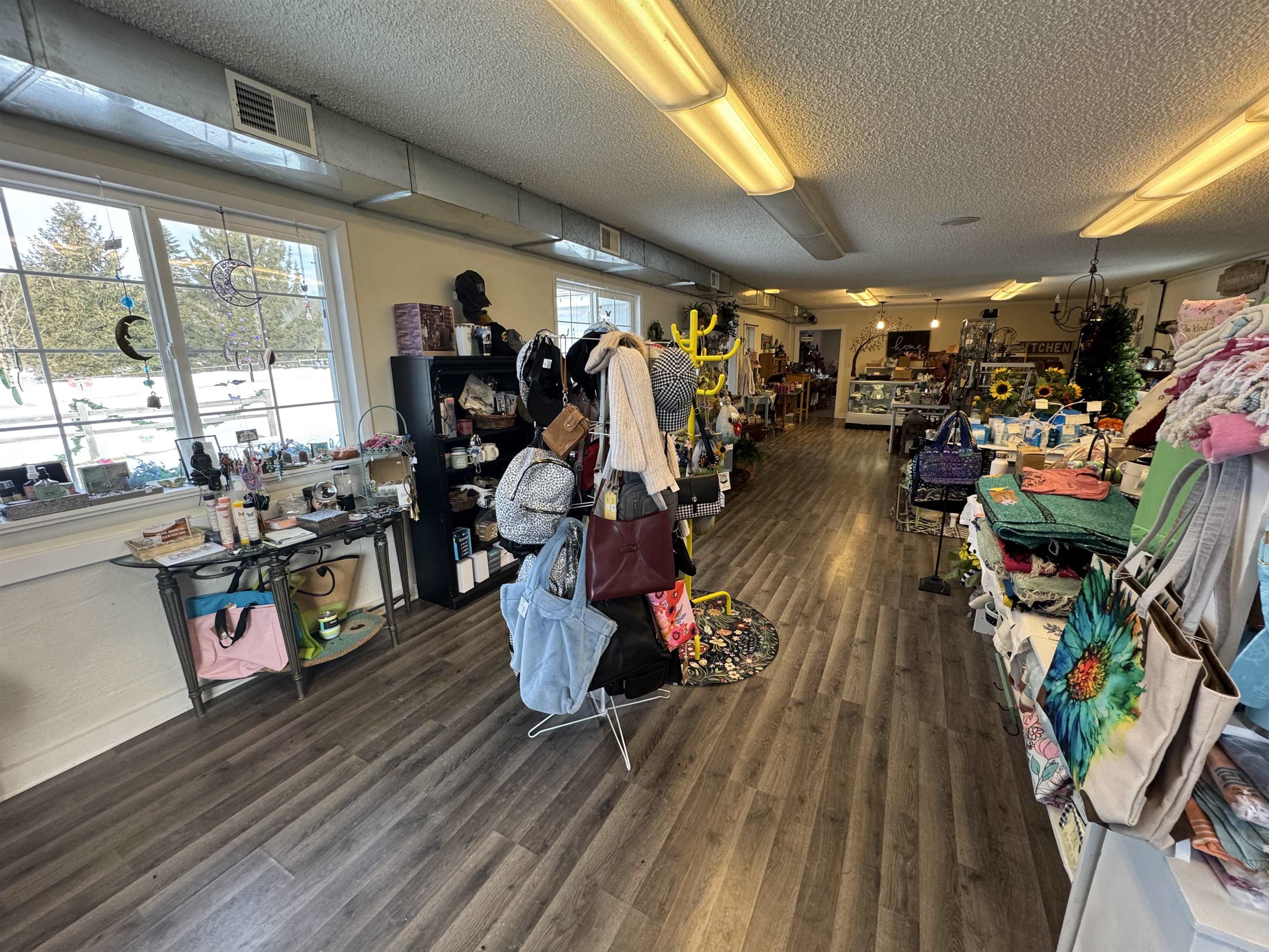 11516 Main Street, Honor, MI, 49640